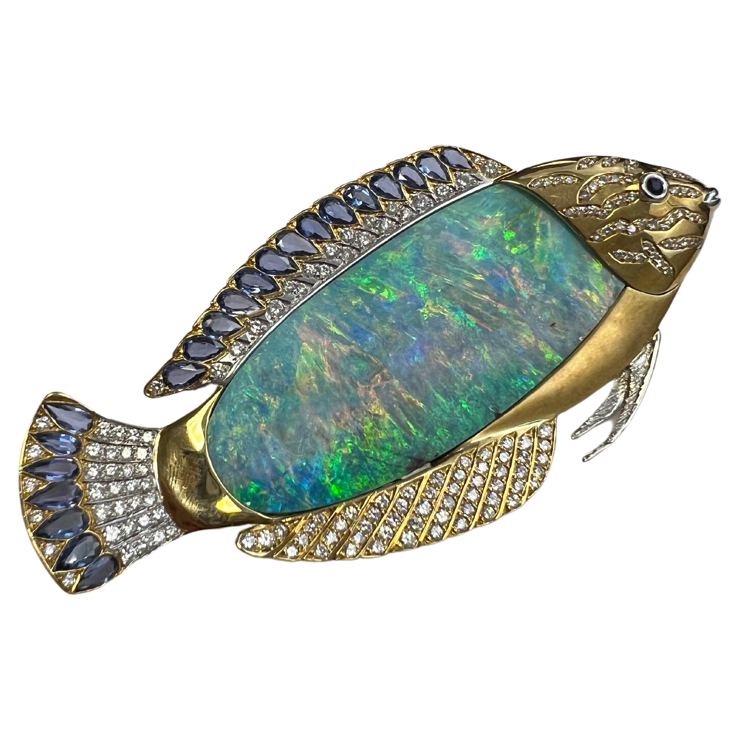 Lady's Boulder Opal, Diamanten und Saphir „Fish“ Brosche aus 18 Karat Gelbgold