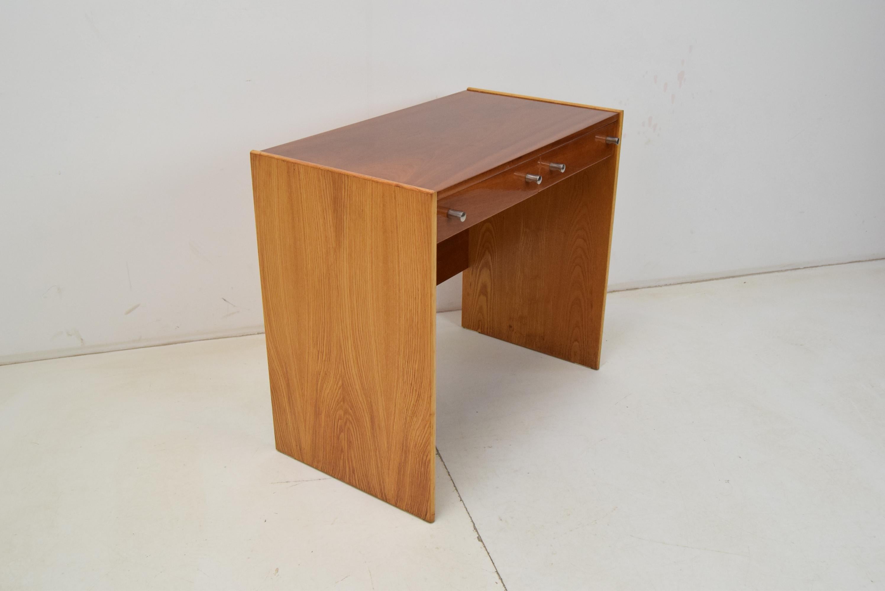 Lady's Desk or Vanity or Side Table in Mahogany / Up Zavody, 1970s For Sale 6
