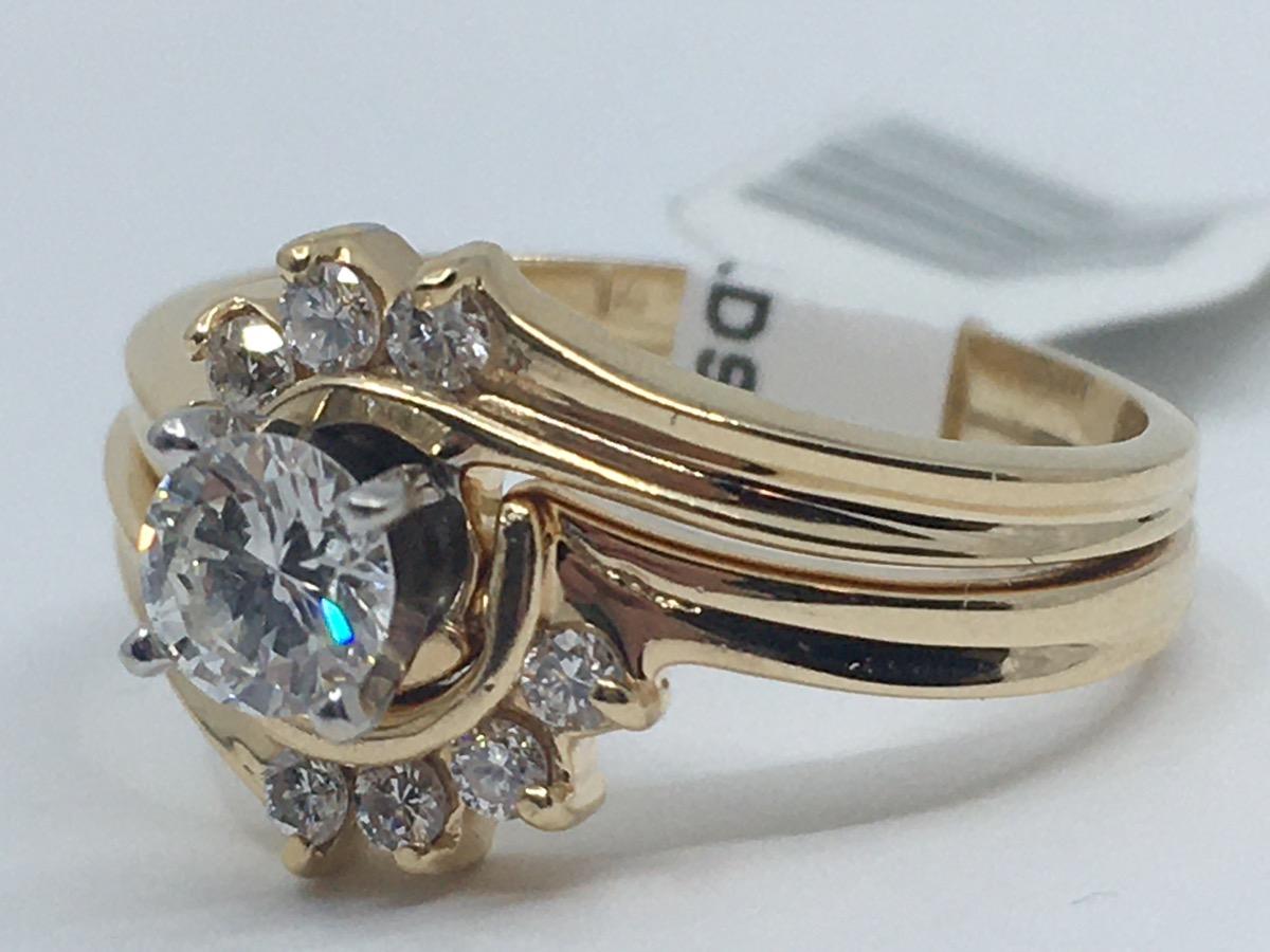 Lady's Diamond Fashion Ring .41 Carat T.W. 14K Yellow Gold 4.6g In Good Condition For Sale In South Bend, IN