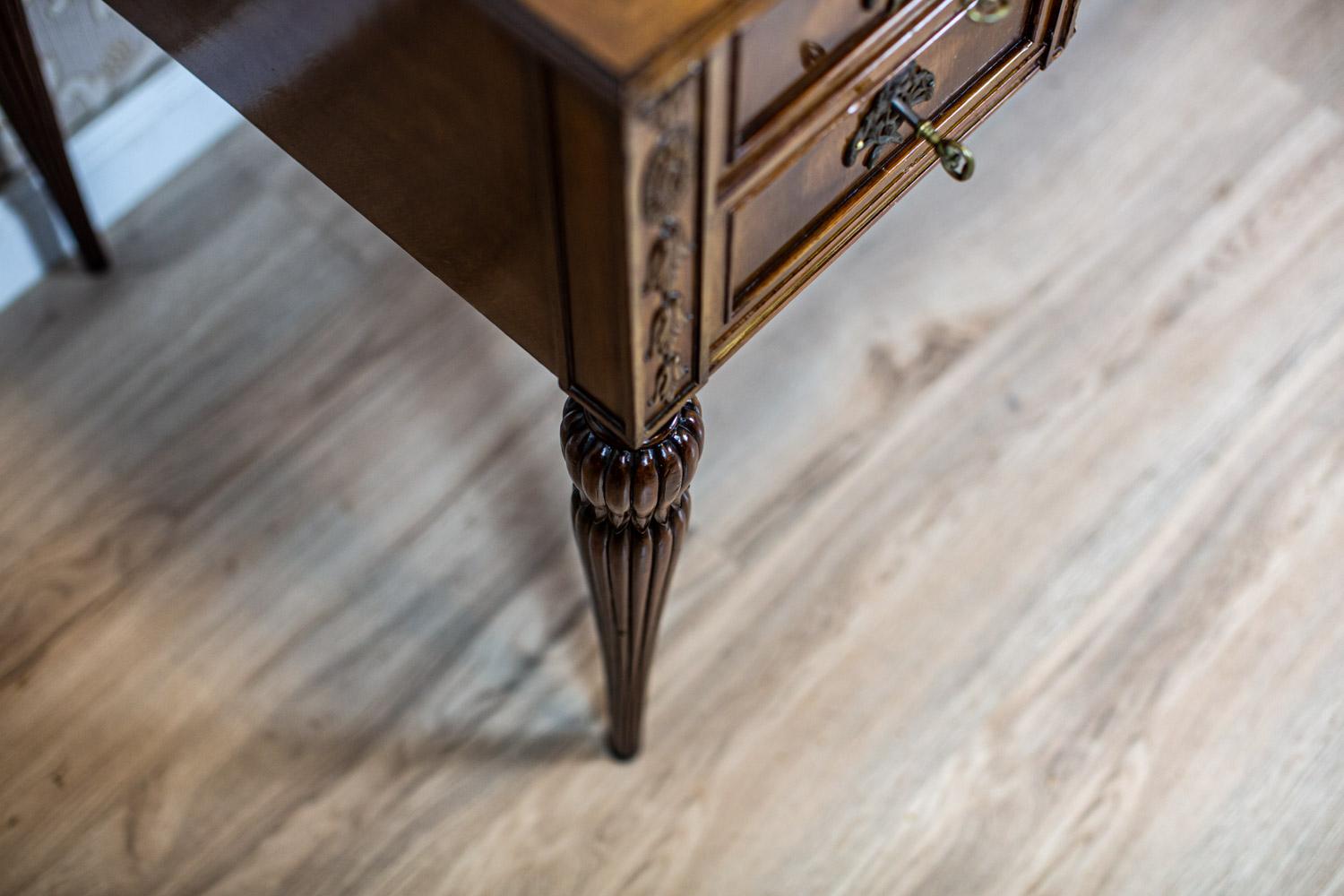 Lady's Mahogany Desk from the Late 19th Century in Brass Details 9