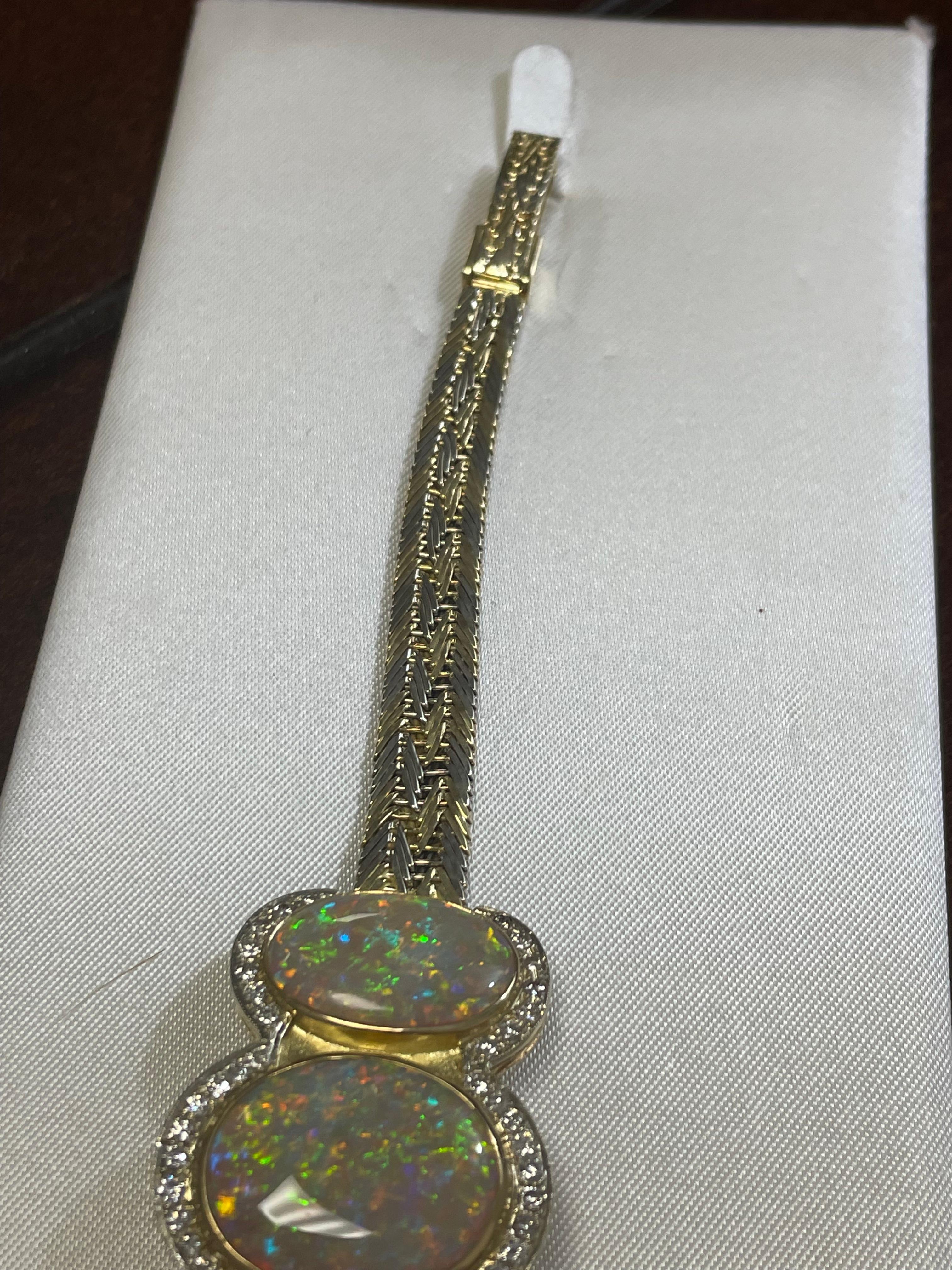 Cabochon Lady's Opal and Diamonds Bracelet in 14k Yellow Gold For Sale