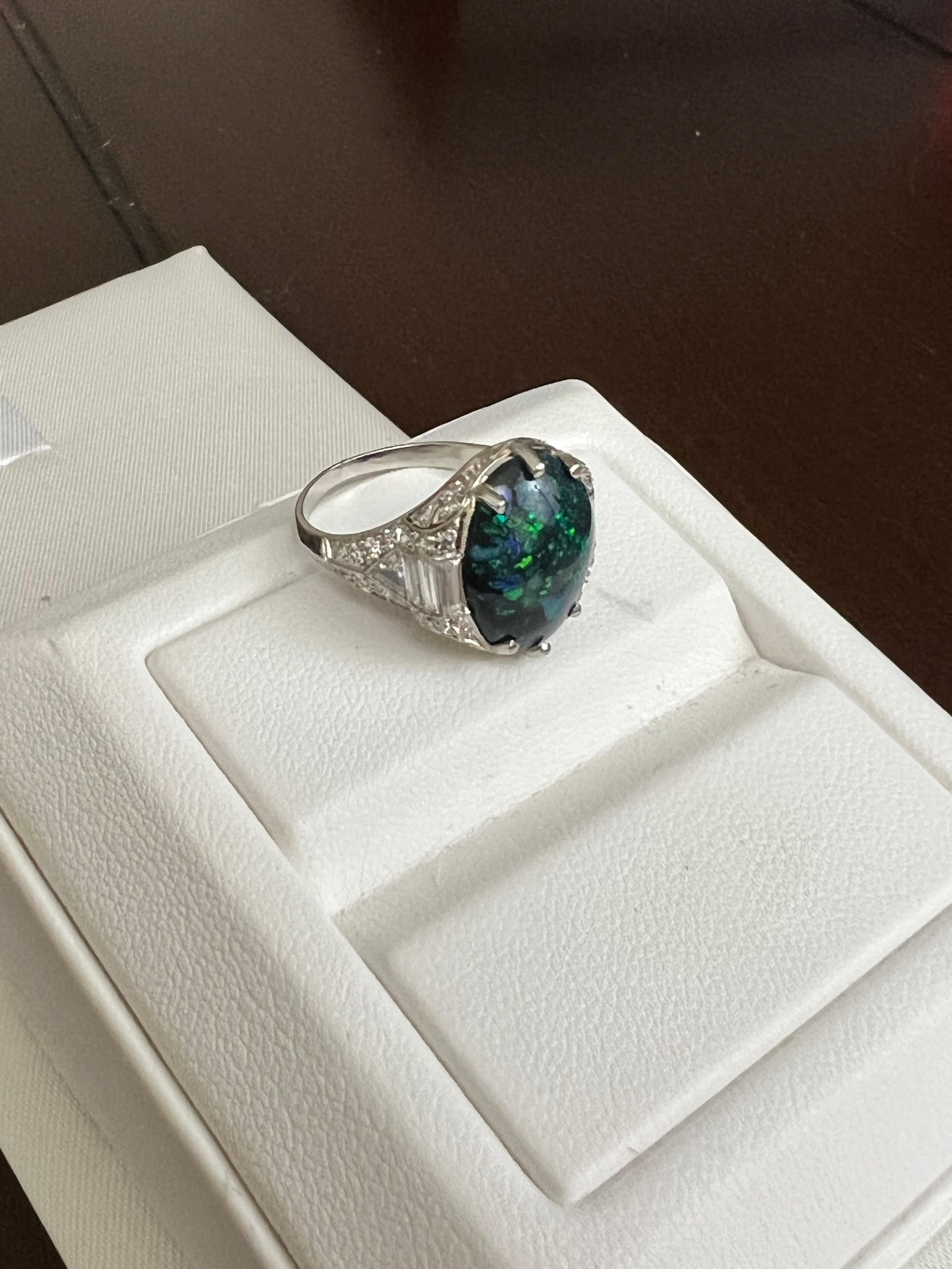 Lady's Opal Art Deco Black Opal and Diamonds Ring in Platinum In Good Condition For Sale In New York, NY