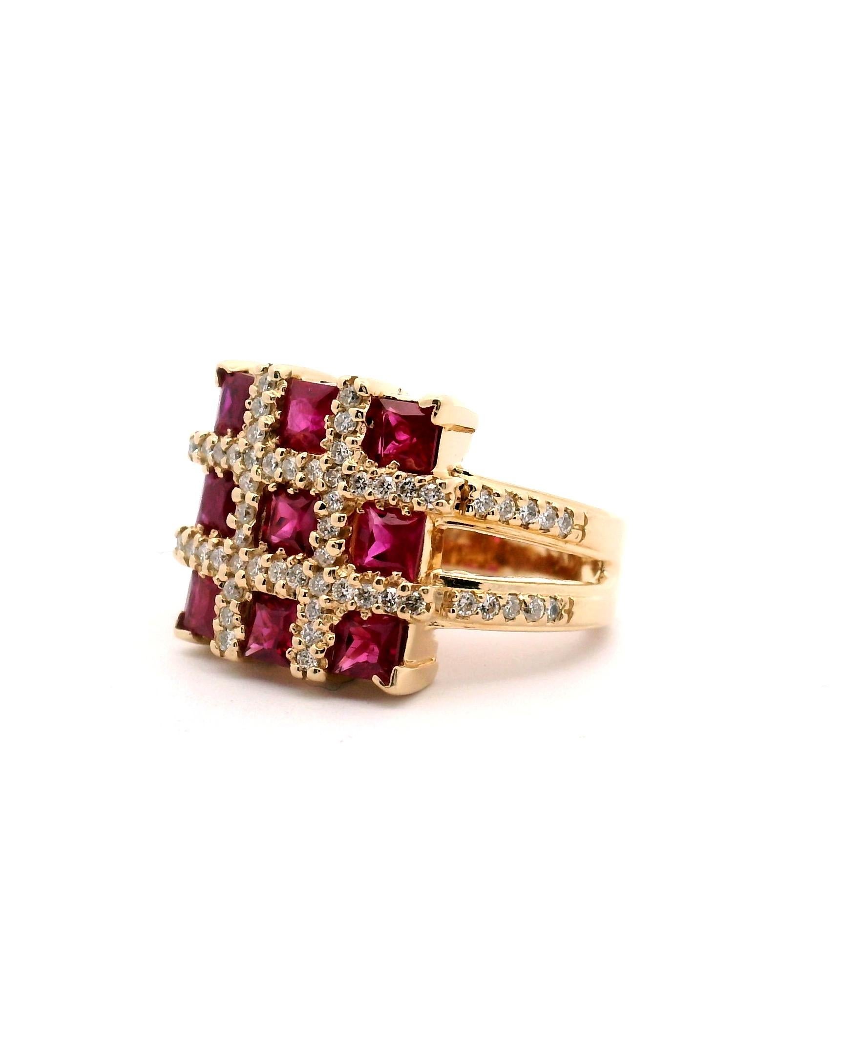 Donna Anello con rubino e diamante da donna in vendita
