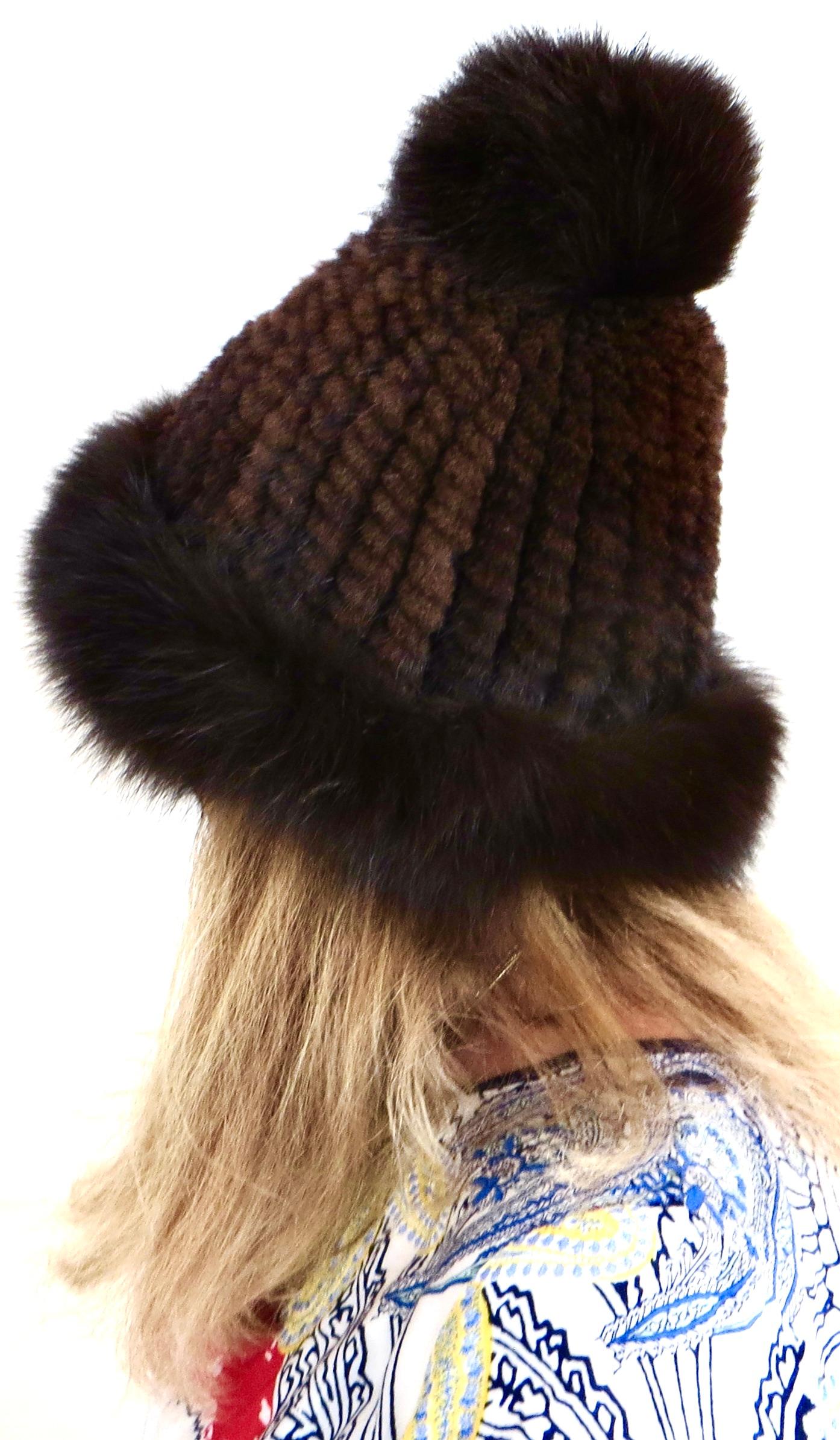 Danois Chapeau d'hiver pour dames ; vison avec garniture en renard, fabriqué au Danemark en vente