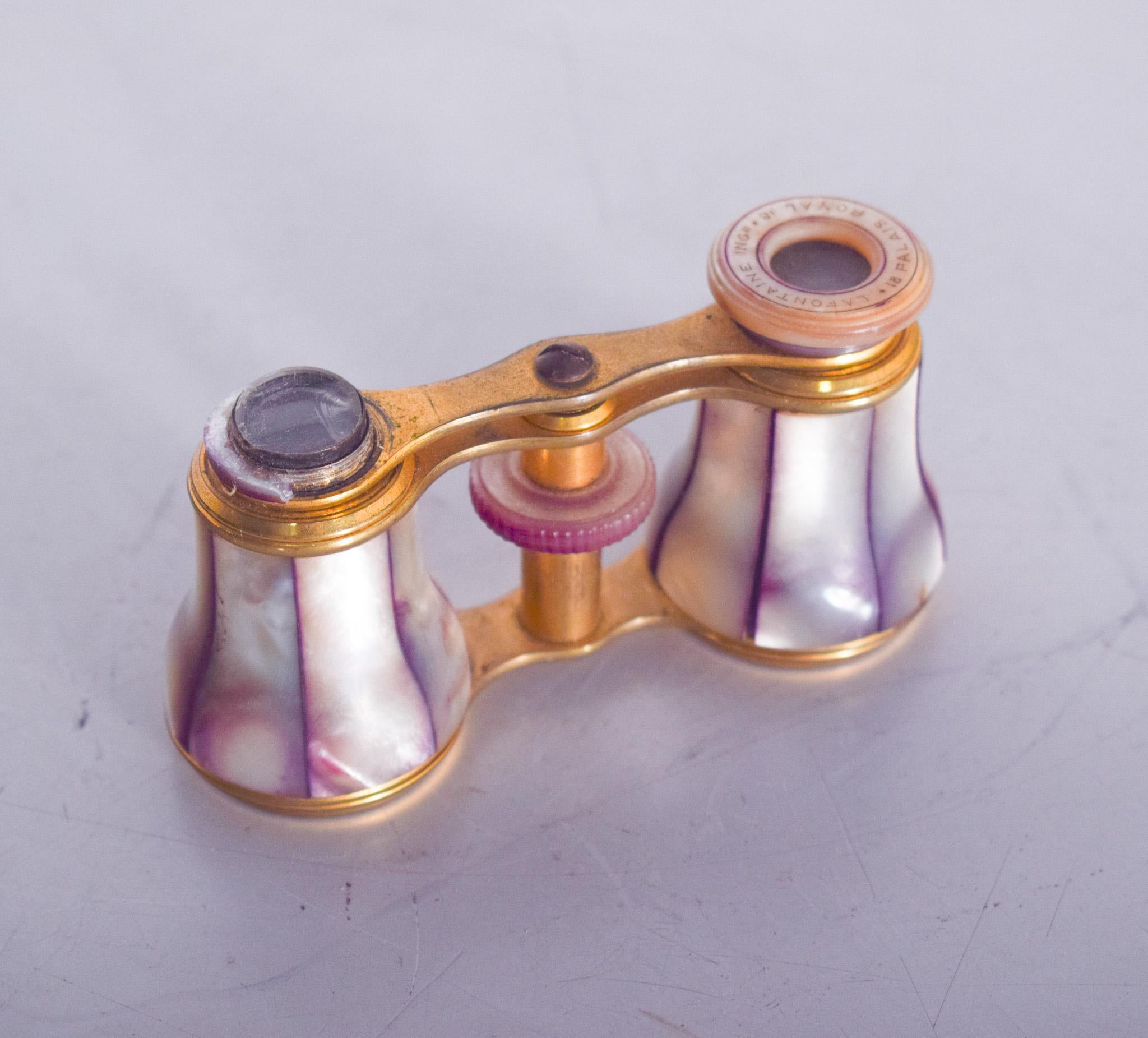 French Lafontaine Theatre Binoculars in Mother-of-Pearl For Sale
