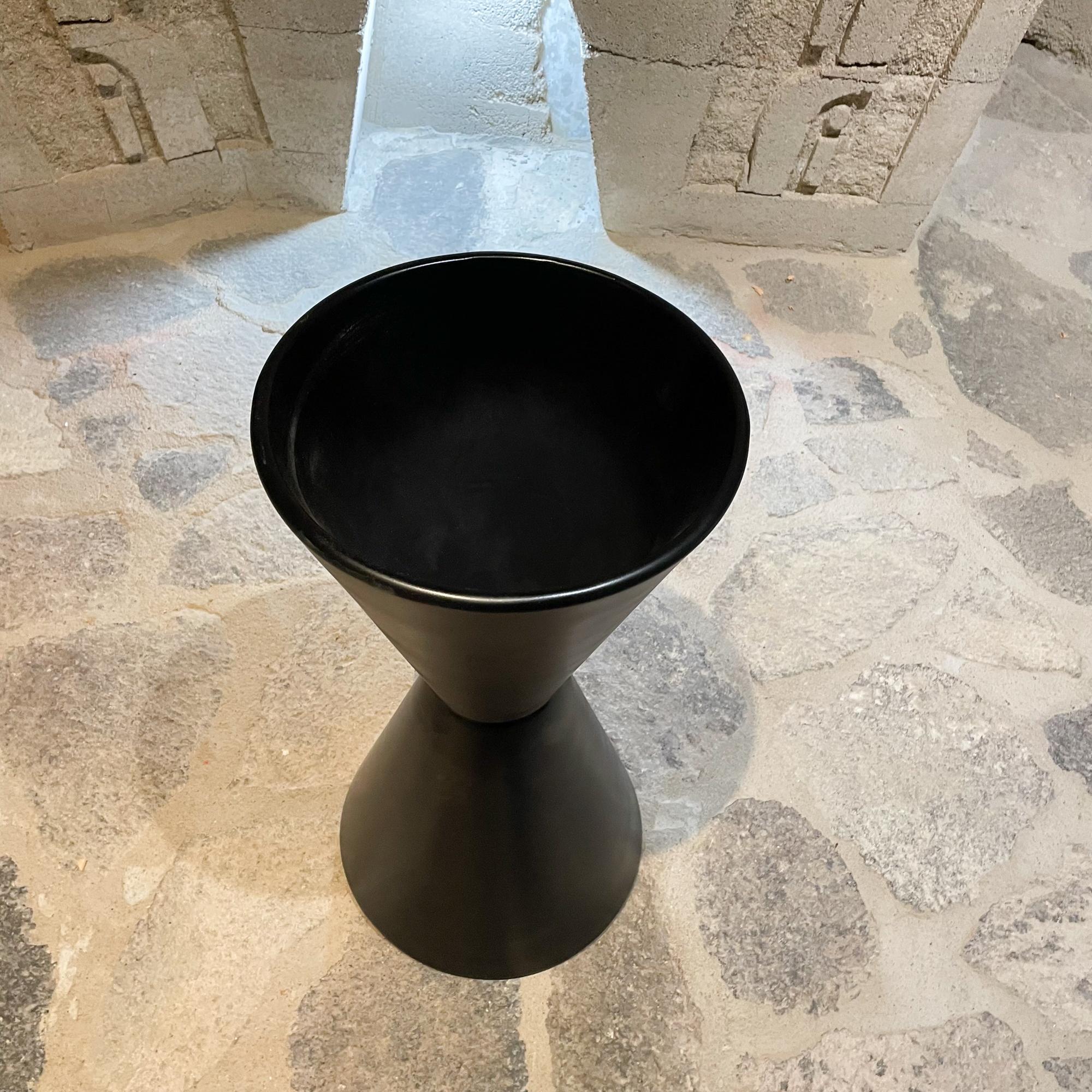 American 1960s Lagardo Tackett Architectural Pottery Black Double Cone Planter Calif For Sale