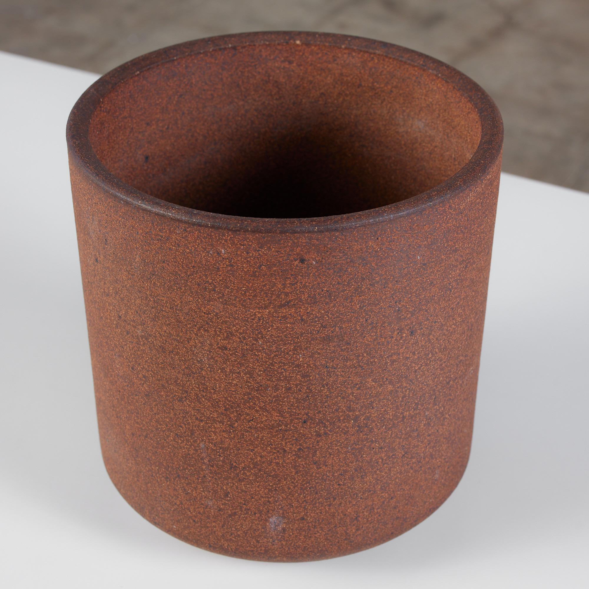 Américain Jardinière cylindrique en grès Lagardo Tackett pour la poterie architecturale en vente