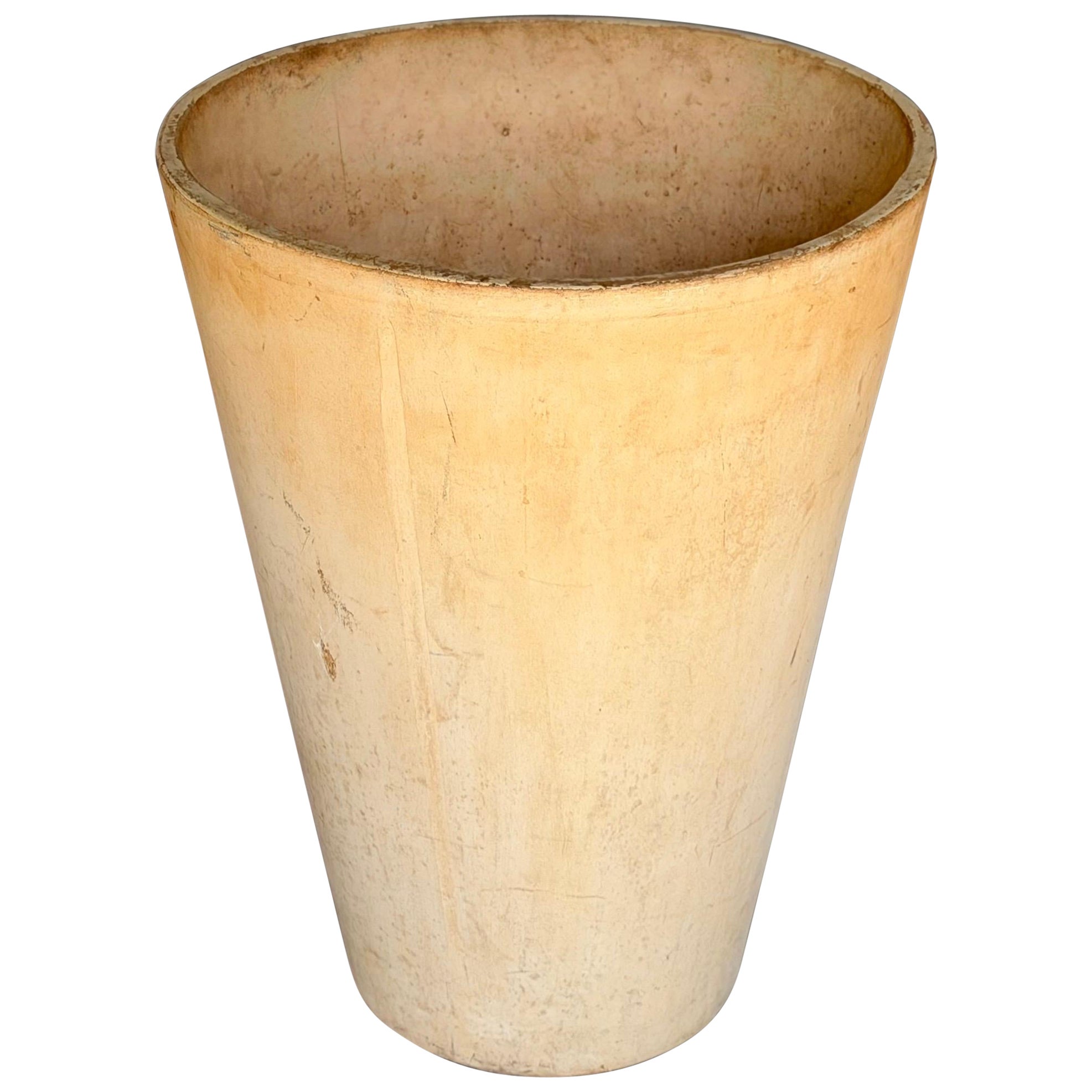 Lagardo Tackett for Architecural Pottery Jardinière en céramique - Model K 70 - Bisque en vente