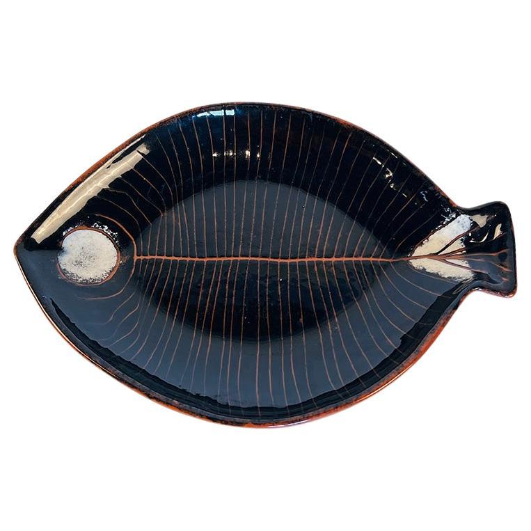 Lagardo Tackett & Kenji Fujita California Ceramic Fish Plate, 1960s