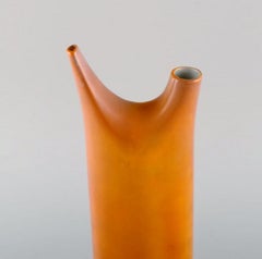 Lagardo Tackett / Kenji Fujita, Rare Modernist Jug / Vase in Glazed Porcelain