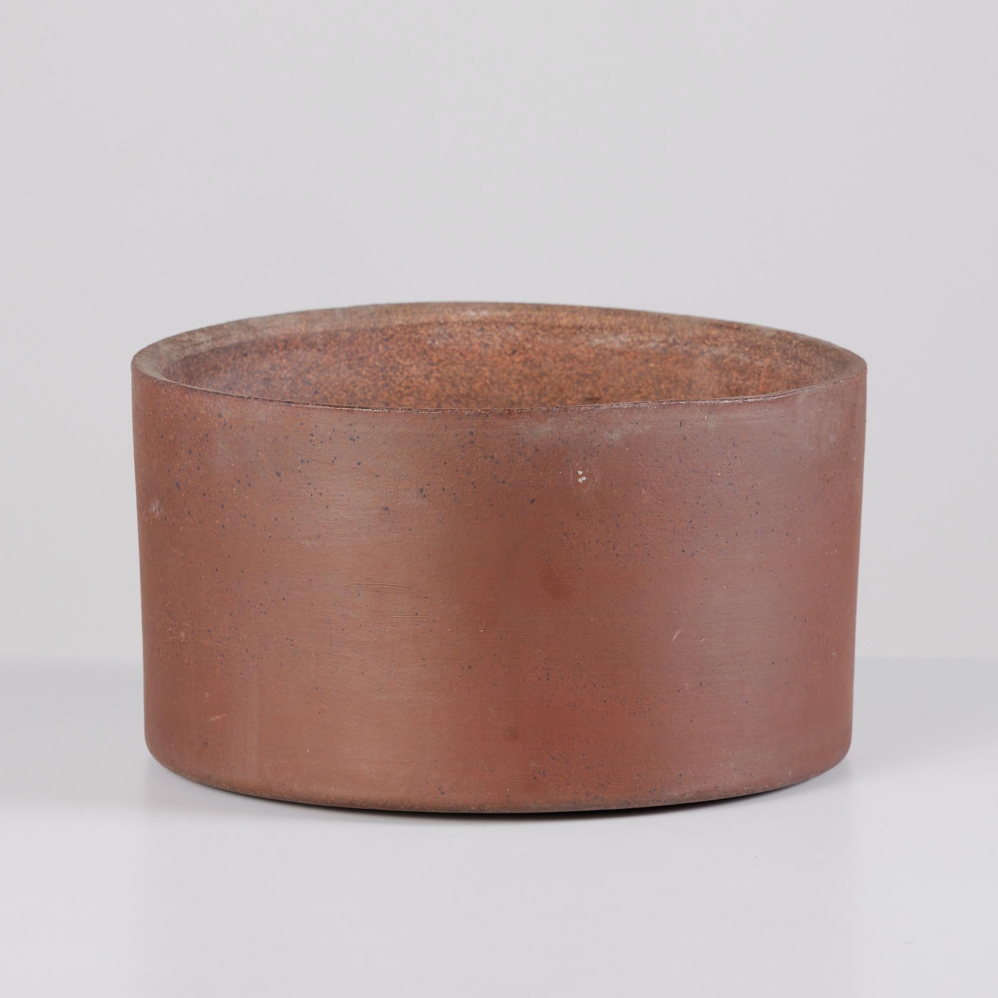 Mid-Century Modern Lagardo Tackett Low Cylindrical Stoneware Planter for Architectural Pottery