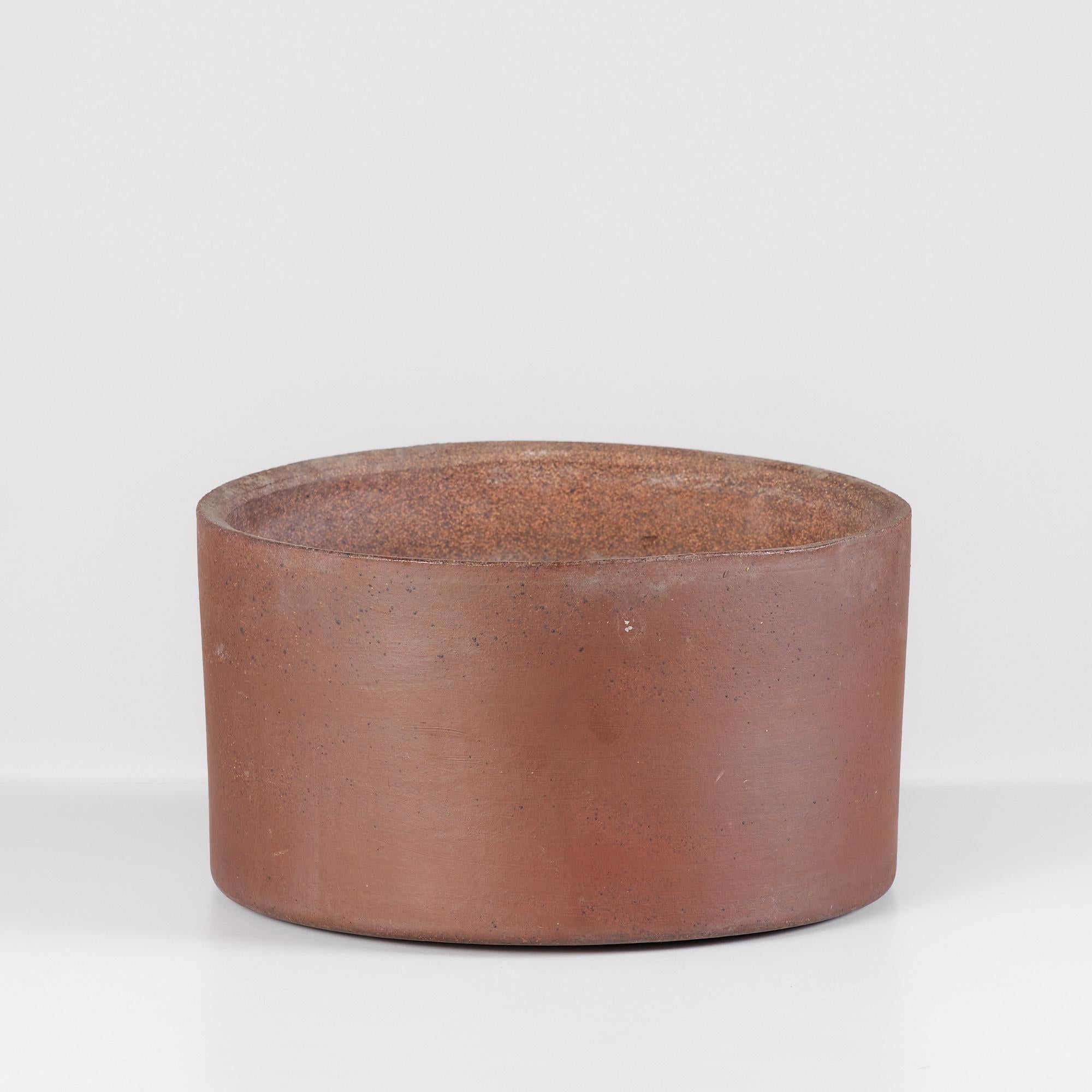 Glazed Lagardo Tackett Low Cylindrical Stoneware Planter for Architectural Pottery