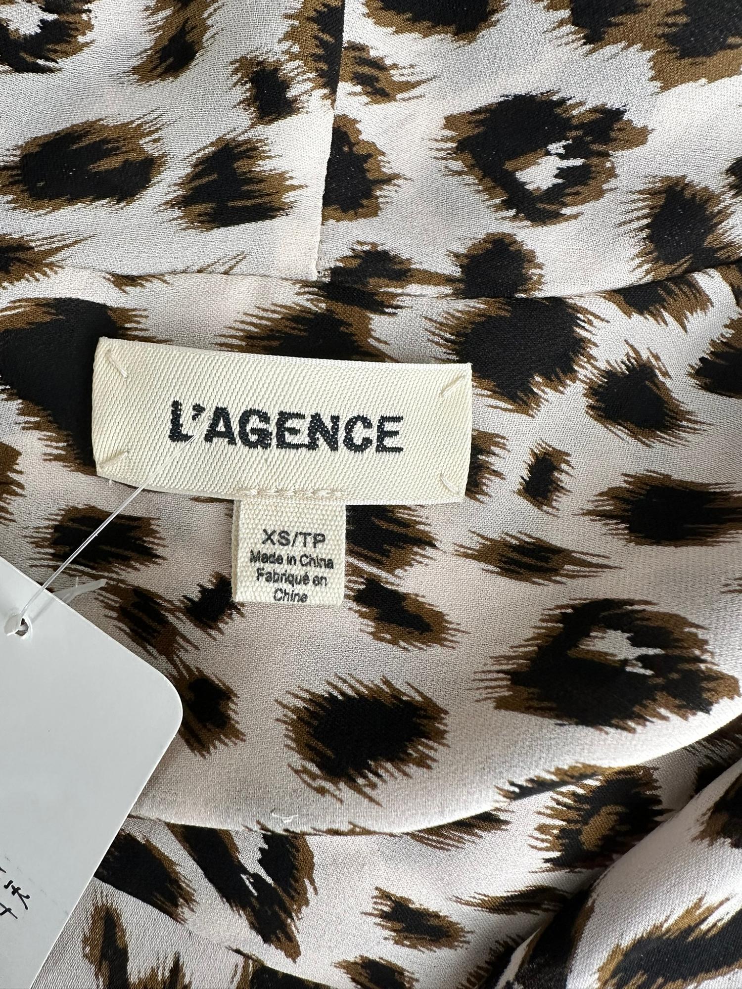 L’AGENCE Leopard Print Silk Plunge V Neckline Twisted Wrap Blouse XS For Sale 9