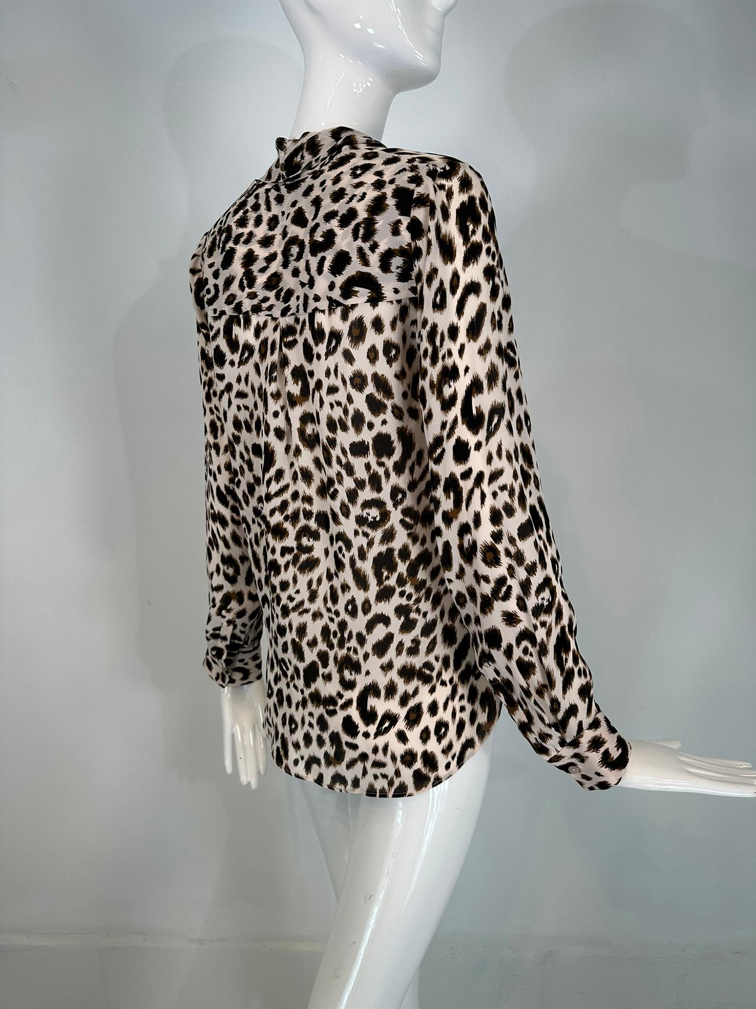 L’AGENCE Leopard Print Silk Plunge V Neckline Twisted Wrap Blouse XS For Sale 4