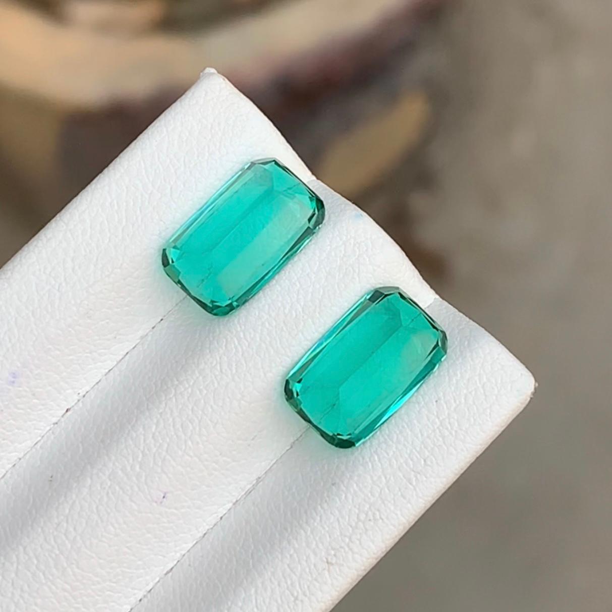 Pendientes de turmalina natural verde azulado Laguna Pareja de piedras sueltas Juego de 8 quilates en venta 2