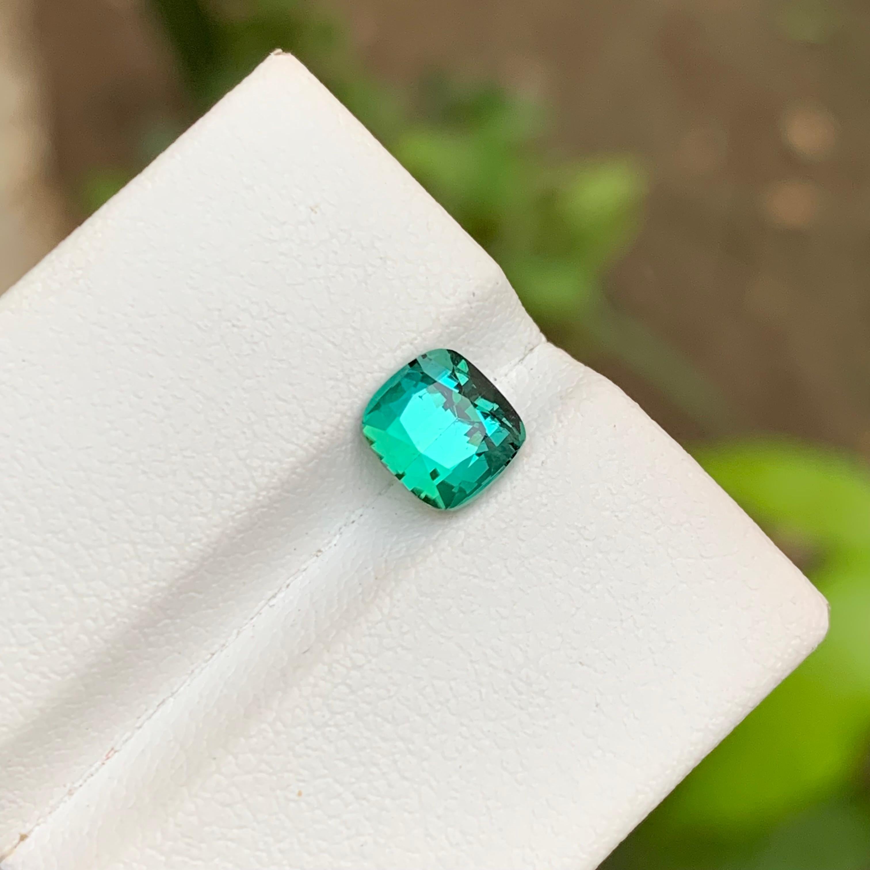 Gema Turmalina Natural Verde Azulado Laguna Cojín Cuadrado de 1,65 qt para Anillo en venta 5