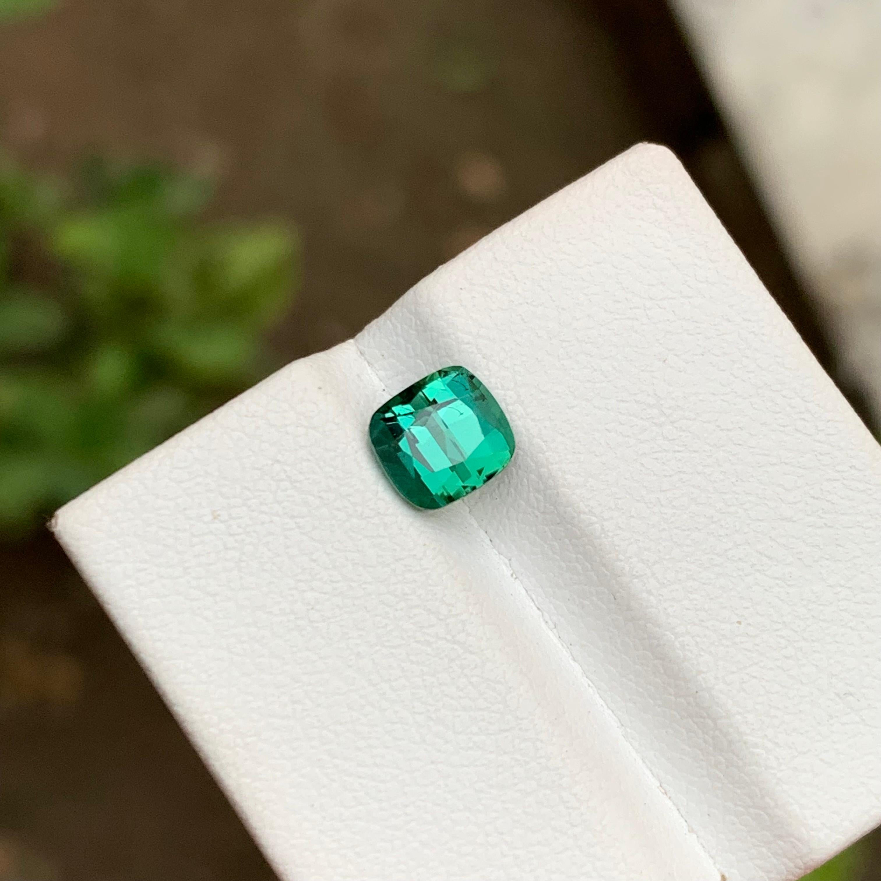 Gema Turmalina Natural Verde Azulado Laguna Cojín Cuadrado de 1,65 qt para Anillo Corte cojín en venta