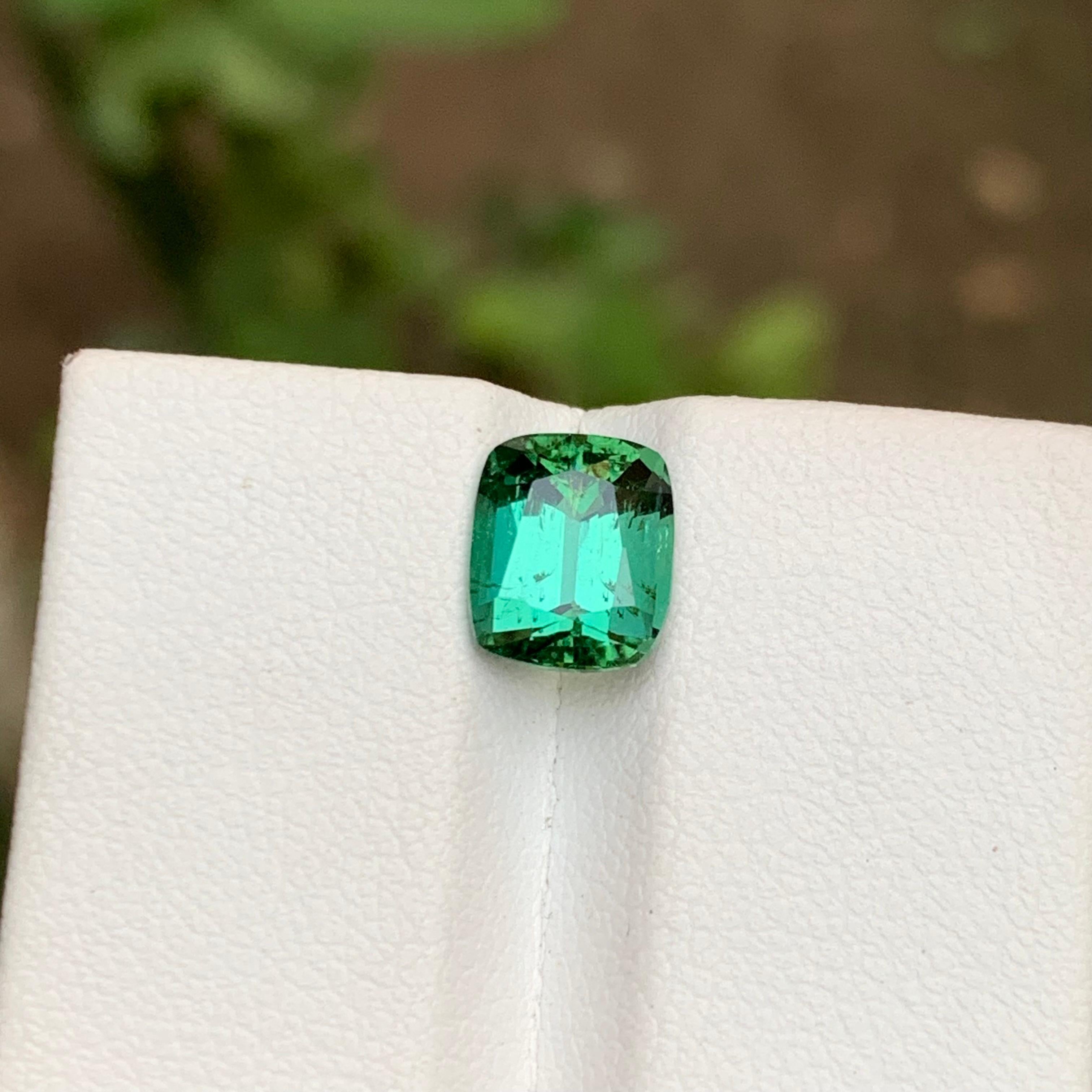Contemporary Lagoon Bluish Green Natural Tourmaline Gemstone 2.20 Ct Cushion Cut-Ring Jewelry For Sale