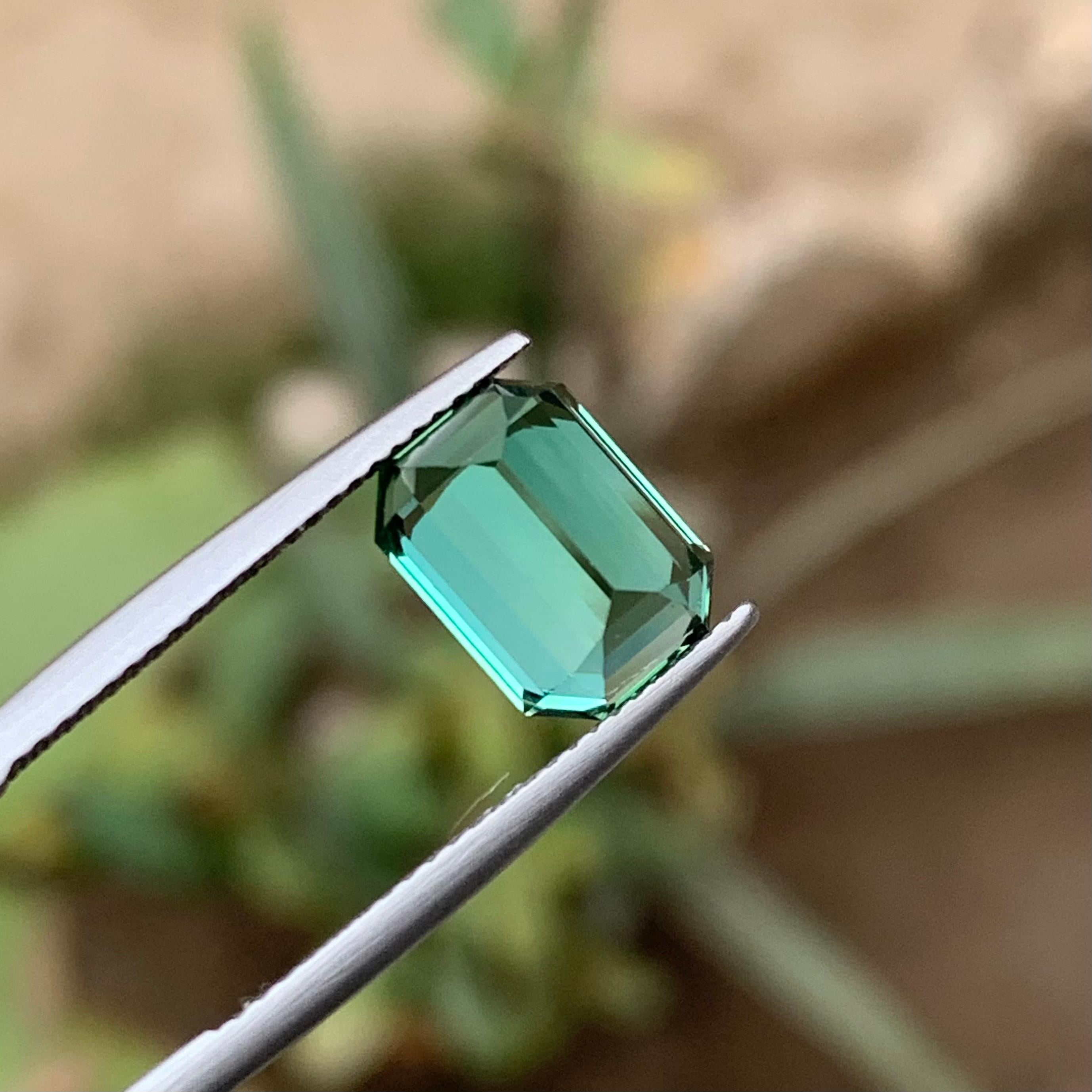 Bague Lagoon, tourmaline naturelle vert bleuté, pierre précieuse non sertie, taille émeraude 4,05 carats Neuf à Peshawar, PK