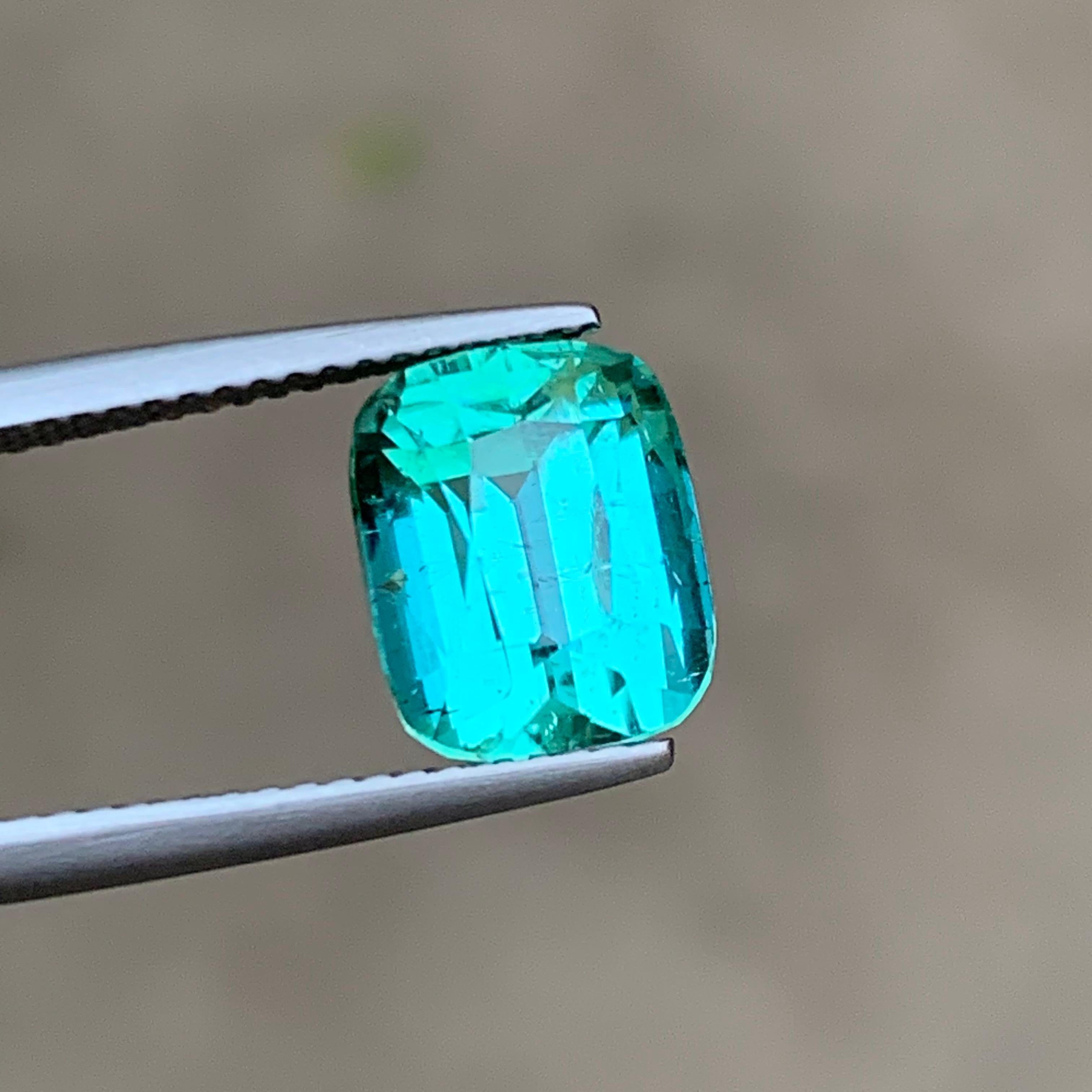 Anello di tormalina naturale Lagoon Bluish Green Gemma sciolta 4,75 Ct Cuscino-Gioiello In condizioni Nuovo in vendita a Peshawar, PK