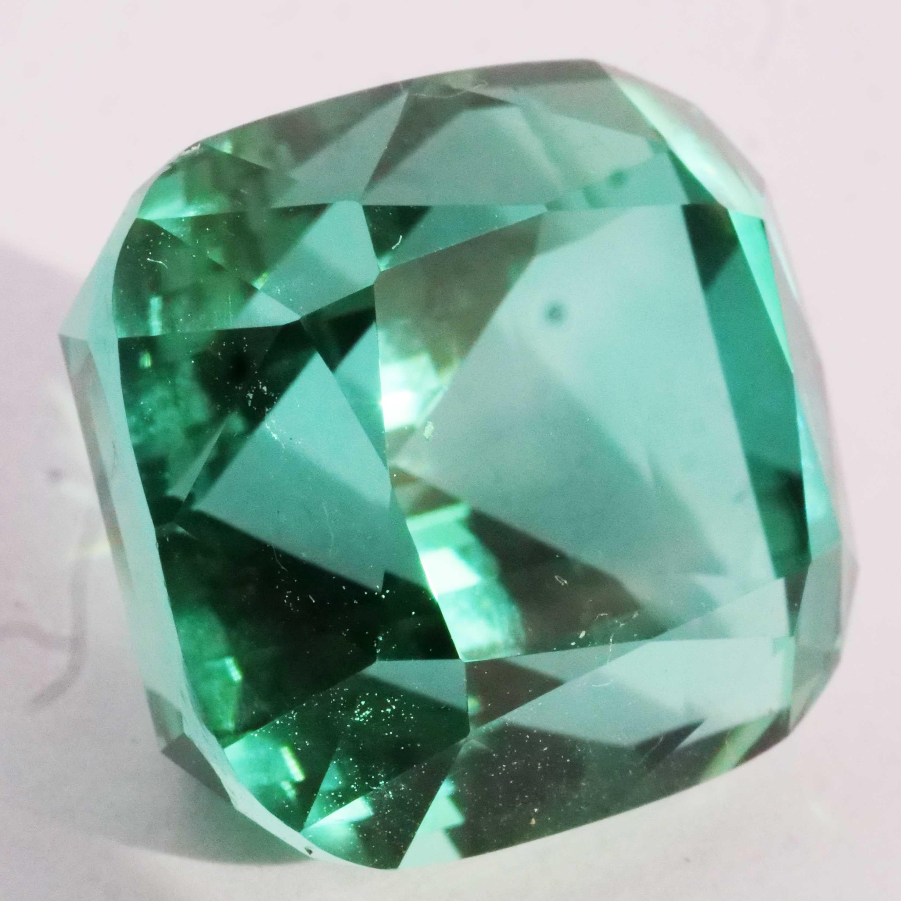 Lagoon Tourmaline AAA+ 33 ct Afghanistan / Kunar 98% pure Investment Gem DDI cer For Sale 2
