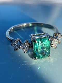 Bague de cocktail en or blanc 14K avec tourmaline lagon et diamant taille princesse