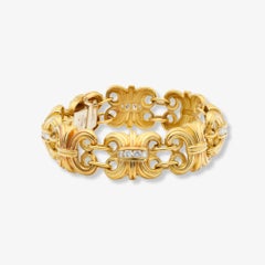 Lagos 22k Yellow Gold and Diamond Bracelet – Sculptural Fleur-de-Lis Link Design