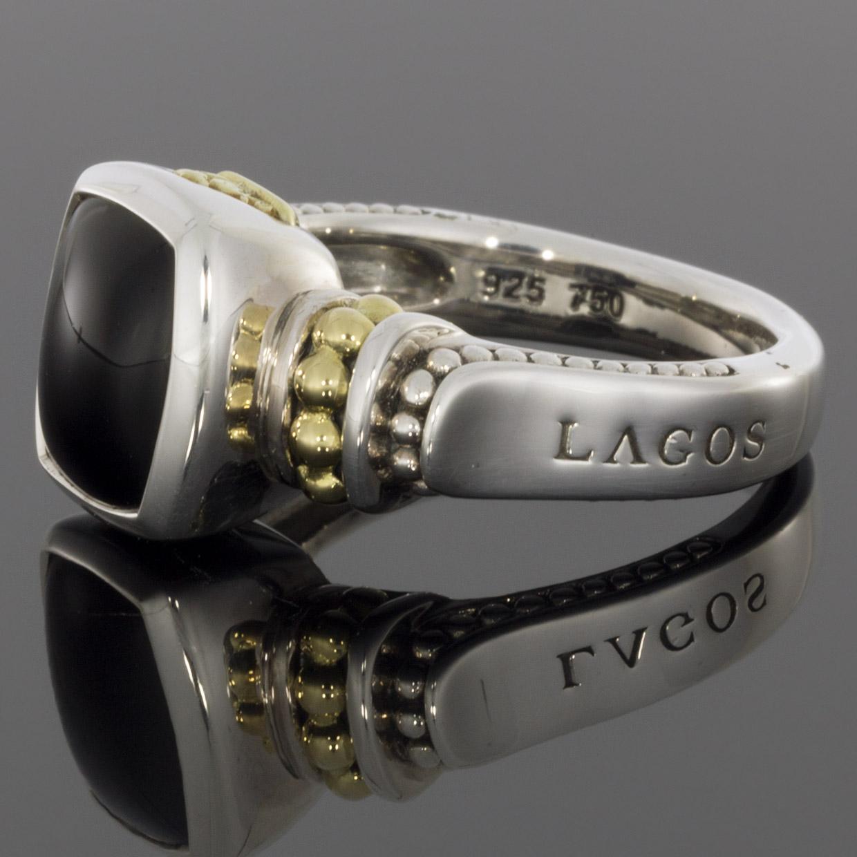 Lagos Caviar Color Gold and Silver Cabochon Onyx Solitaire Ladies Ring In Excellent Condition In Columbia, MO