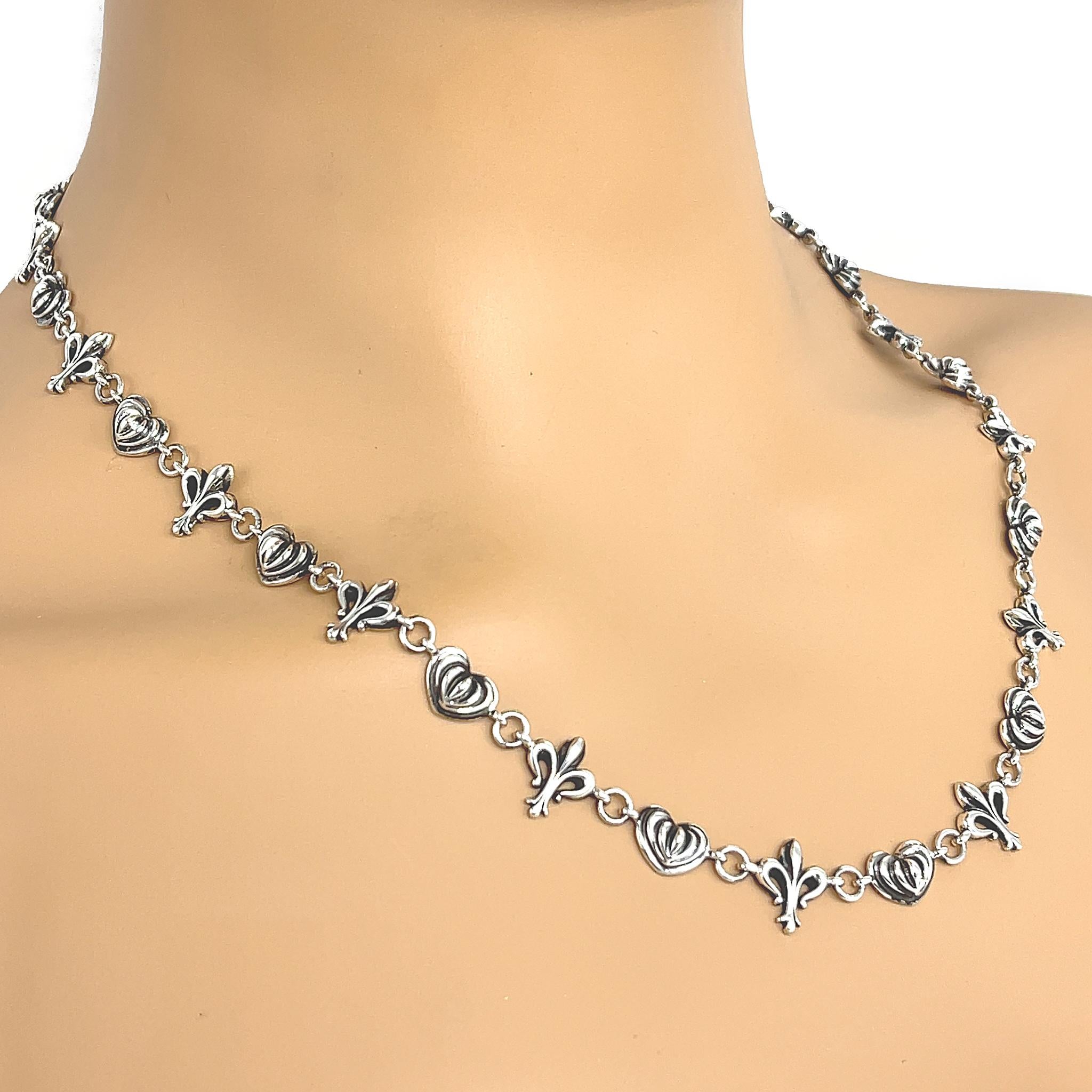Women's Lagos Fleur De Lis Sterling Silver Necklace For Sale