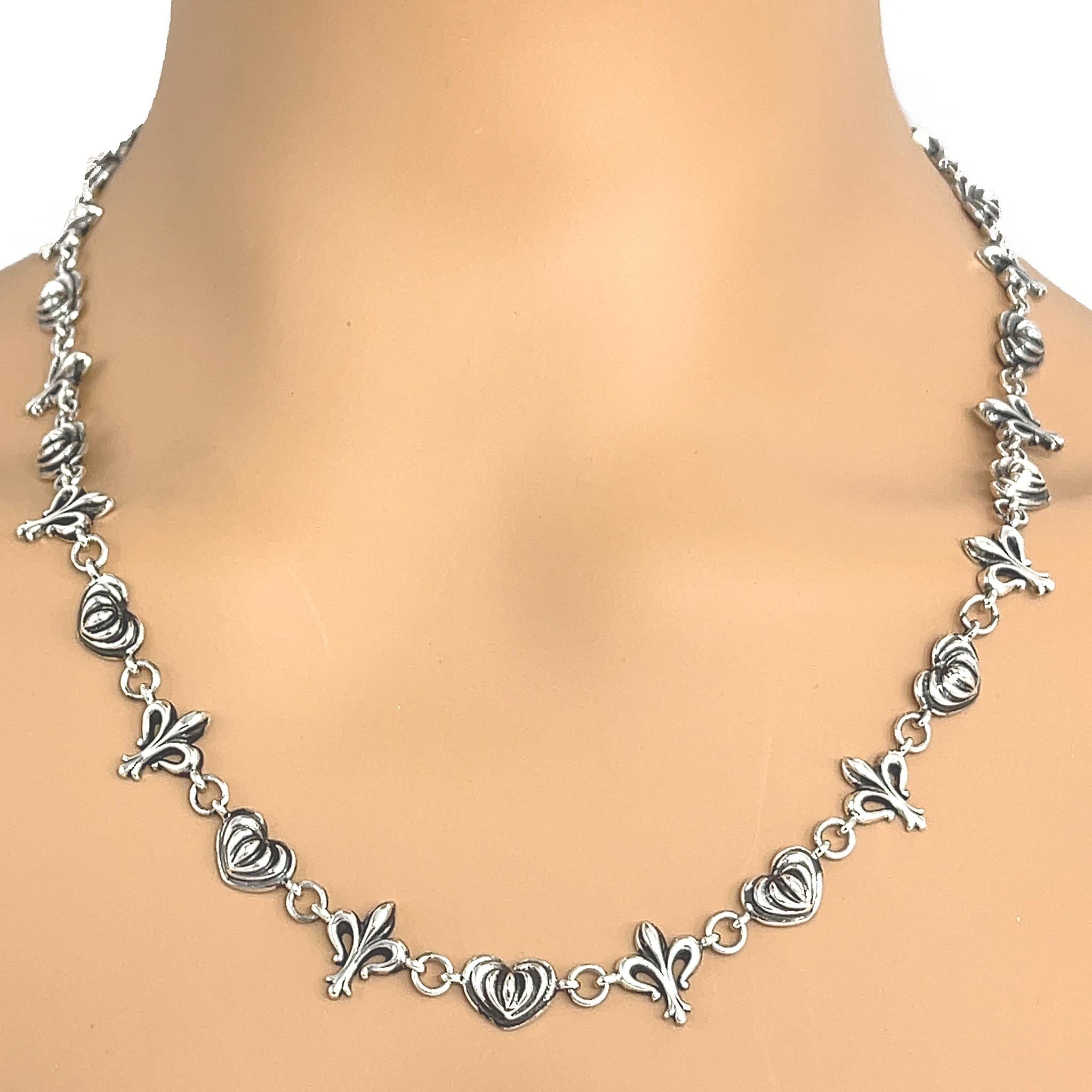 Lagos Fleur De Lis Sterling Silver Necklace For Sale 1
