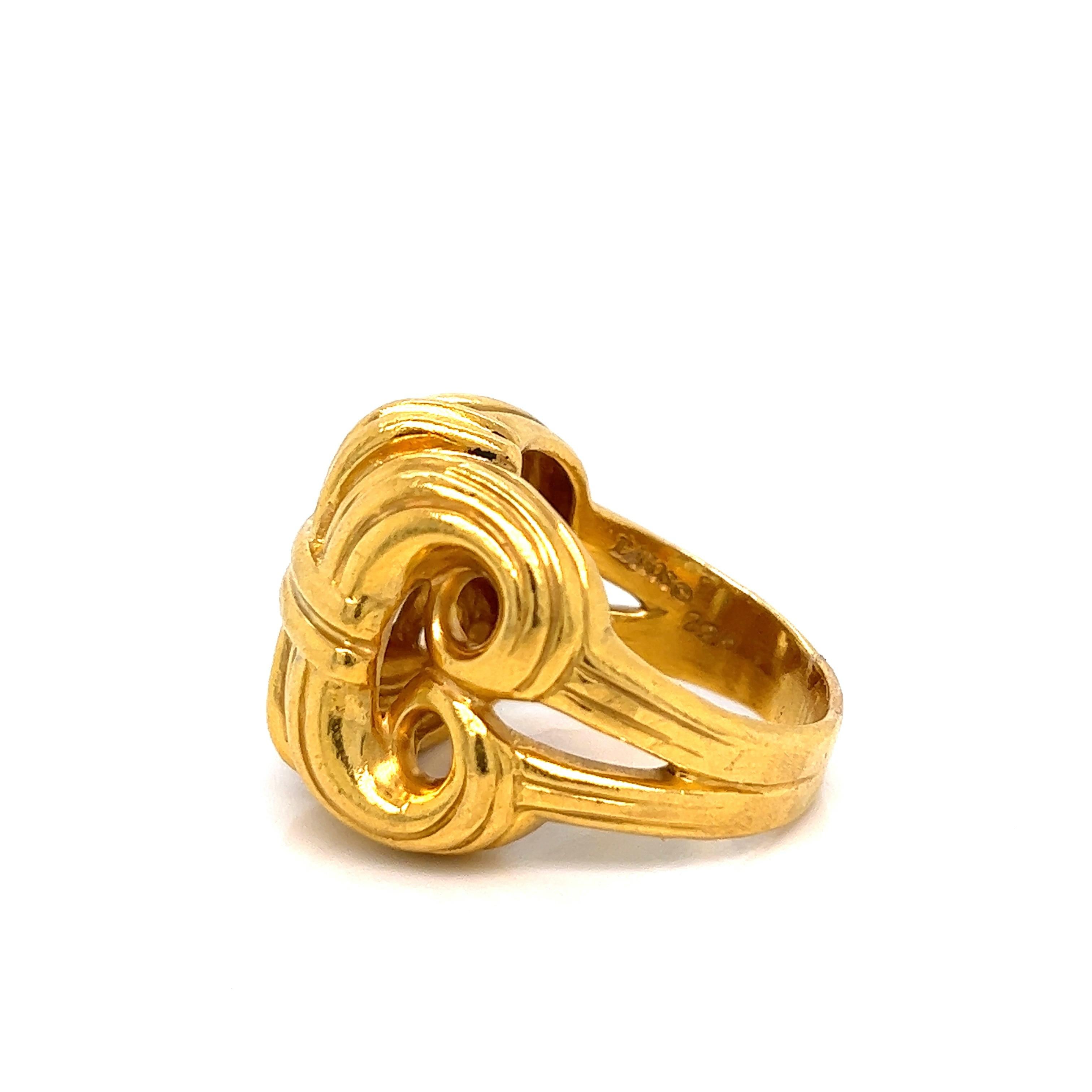 Lagos Ram's Horn Gold Ring In Excellent Condition For Sale In New York, NY
