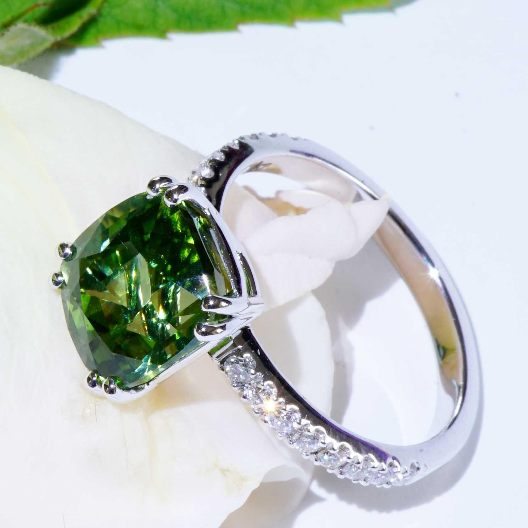 Lagun Grün-Blauer Turmalin Brillantring 750er Weißgold 4,86 ct 0,33 ct Oben im Zustand „Neu“ im Angebot in Viena, Viena