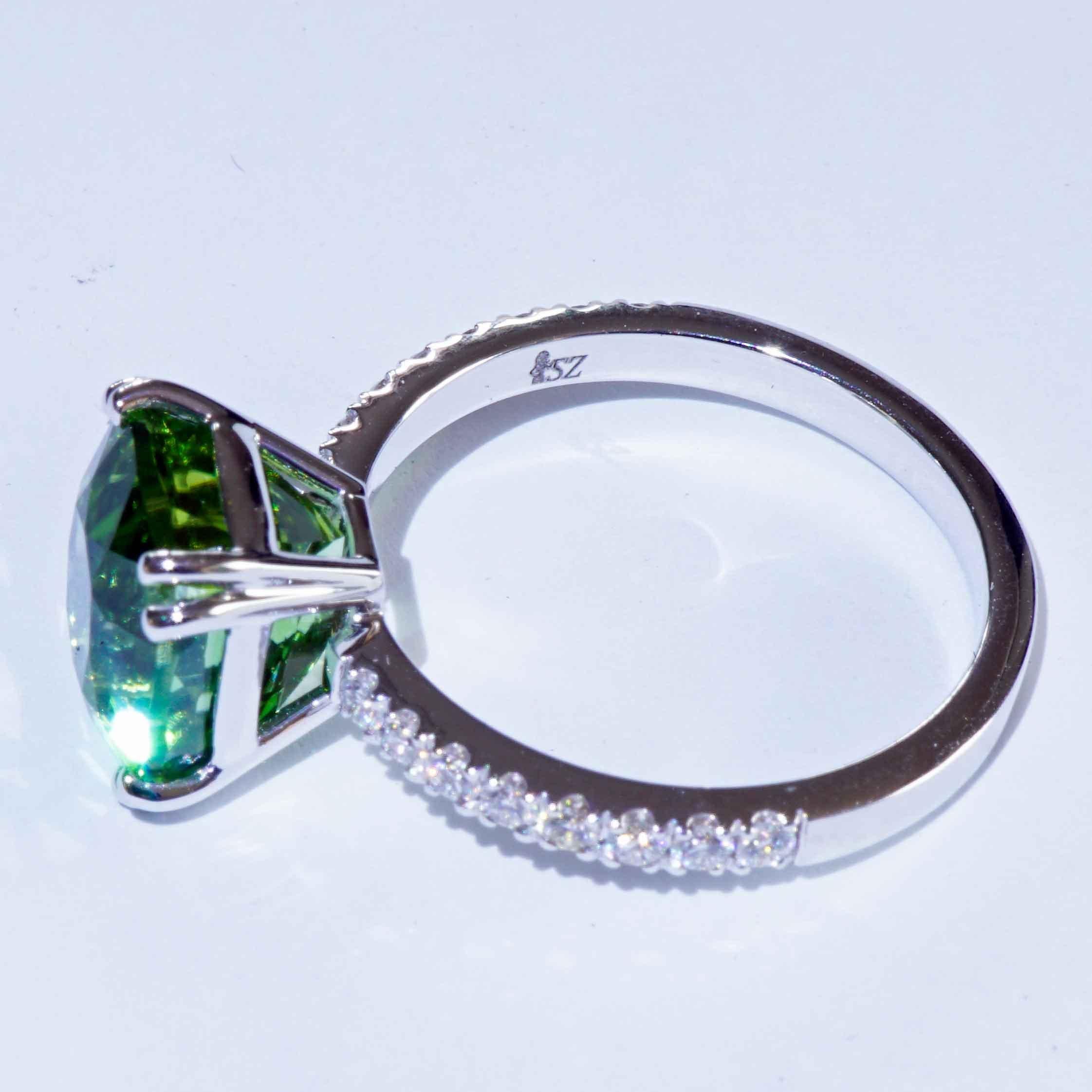 Lagun Grün-Blauer Turmalin Brillantring 750er Weißgold 4,86 ct 0,33 ct Oben für Damen oder Herren im Angebot