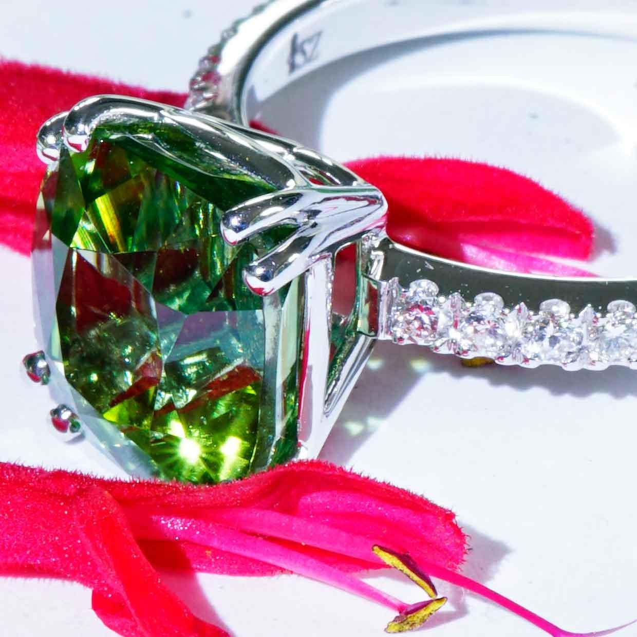 Lagun Grün-Blauer Turmalin Brillantring 750er Weißgold 4,86 ct 0,33 ct Oben im Angebot 1