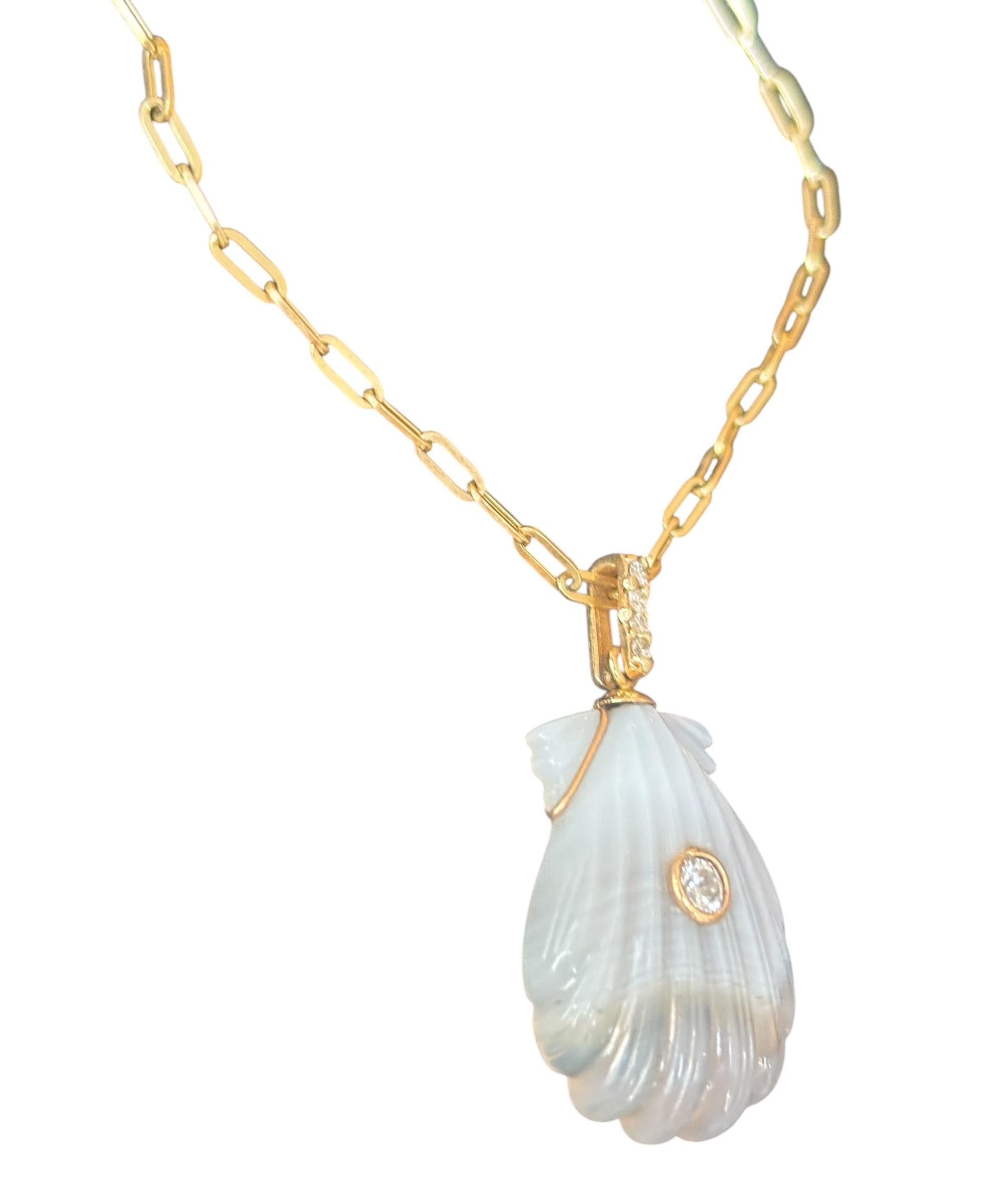 LAGUNA AGATE SHELL NECKLACE, Center Diamond, Diamond Bail on 14k Paperclip Chain For Sale 3