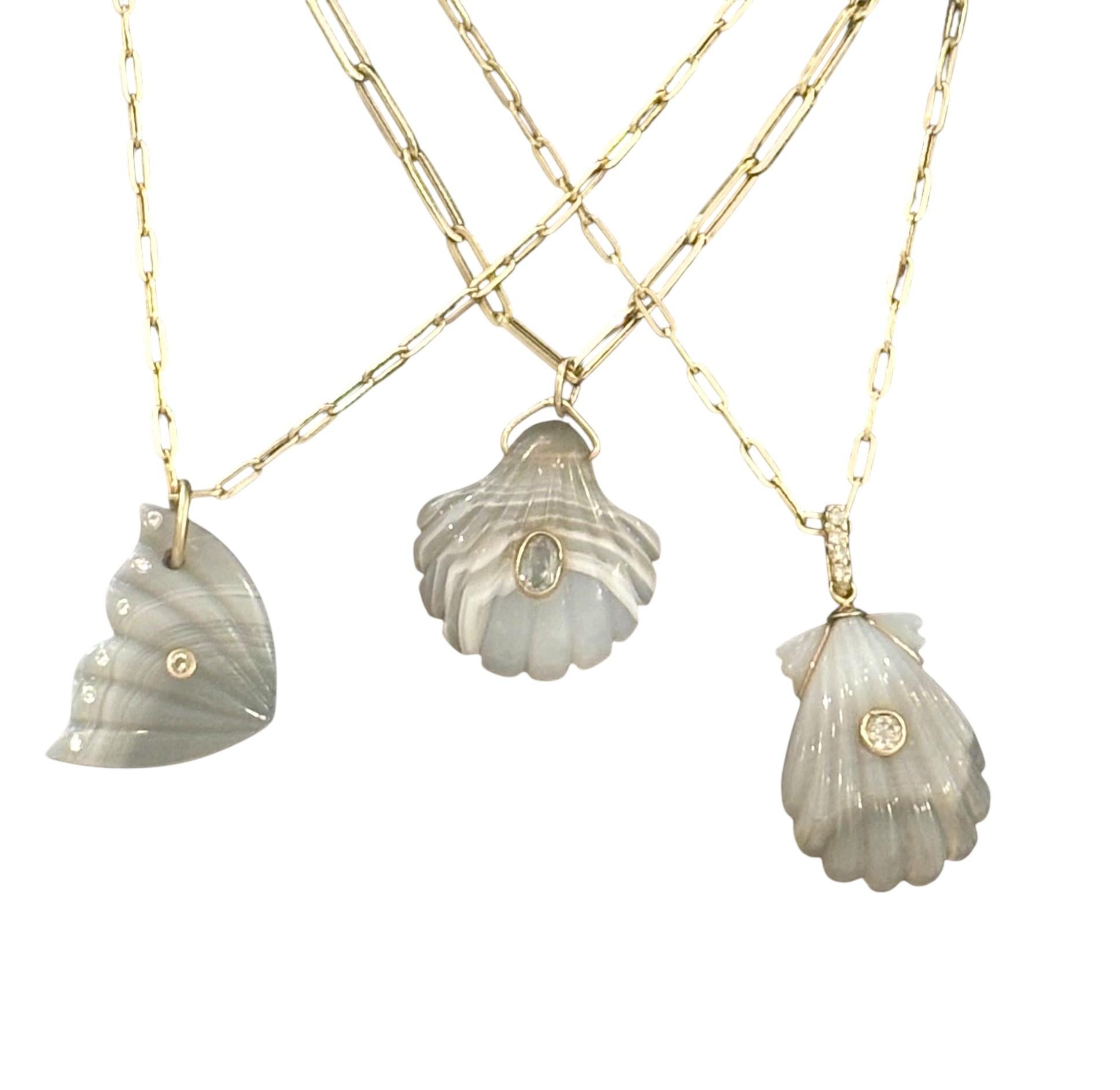 LAGUNA AGATE SHELL PENDANT, with Spinel In New Condition In New York, NY