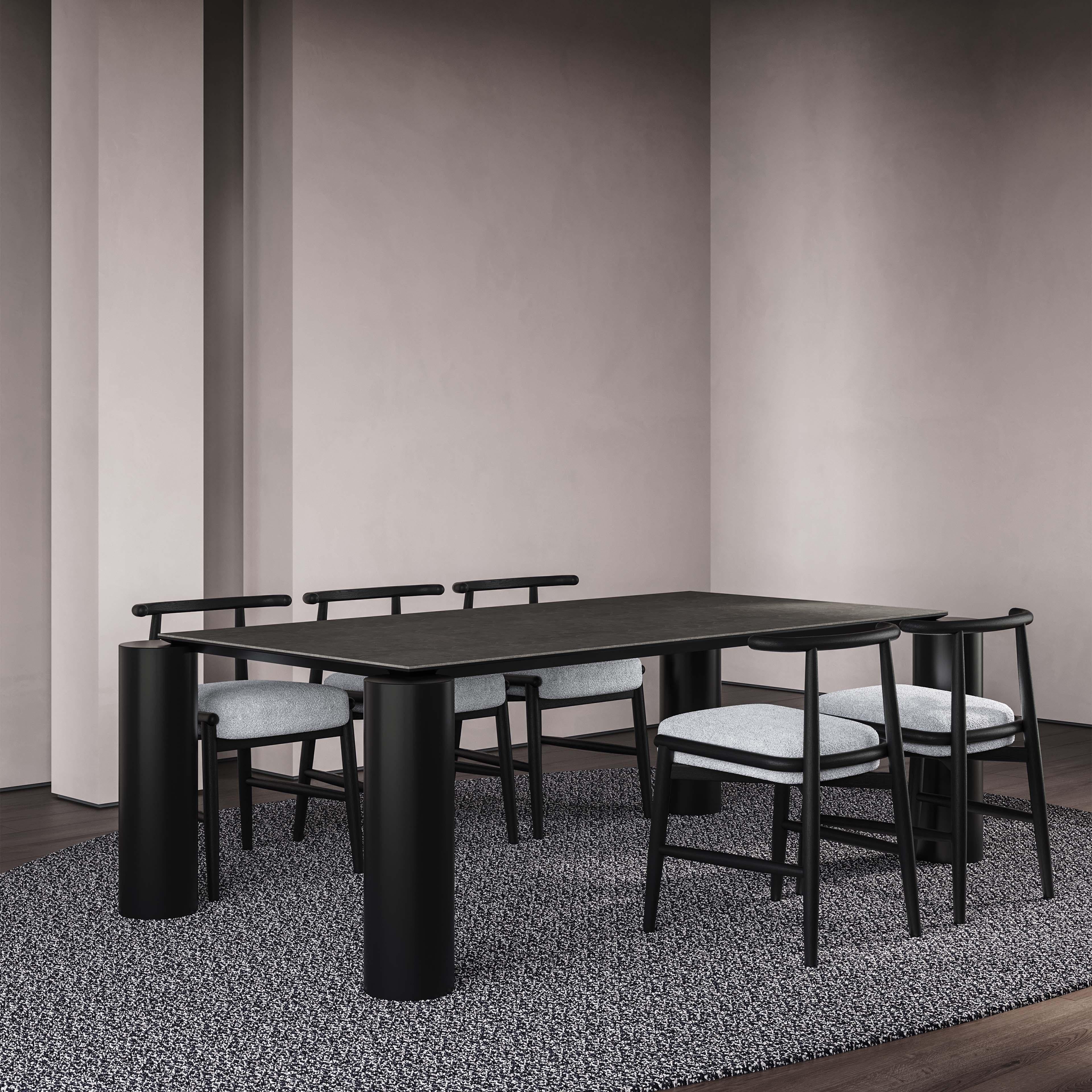 Moderner Esstisch 'Laguna' Keramik Сountertop Holzbeine von Palo Nero (21. Jahrhundert und zeitgenössisch) im Angebot