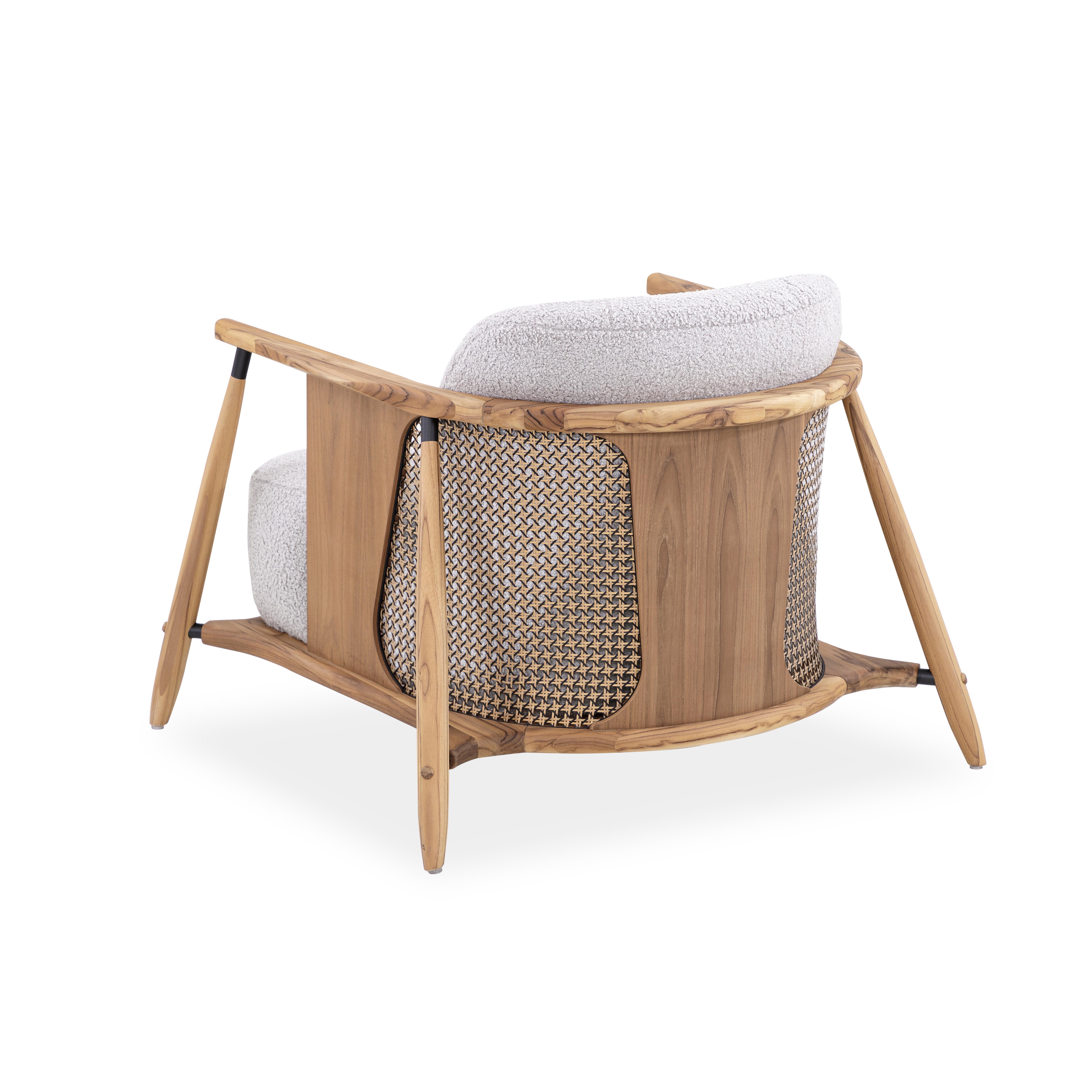 Sedia da salotto personalizzabile in Wood Wood con schienale a canne e tappezzeria grigia, Laguna In condizioni Nuovo in vendita a Miami, FL