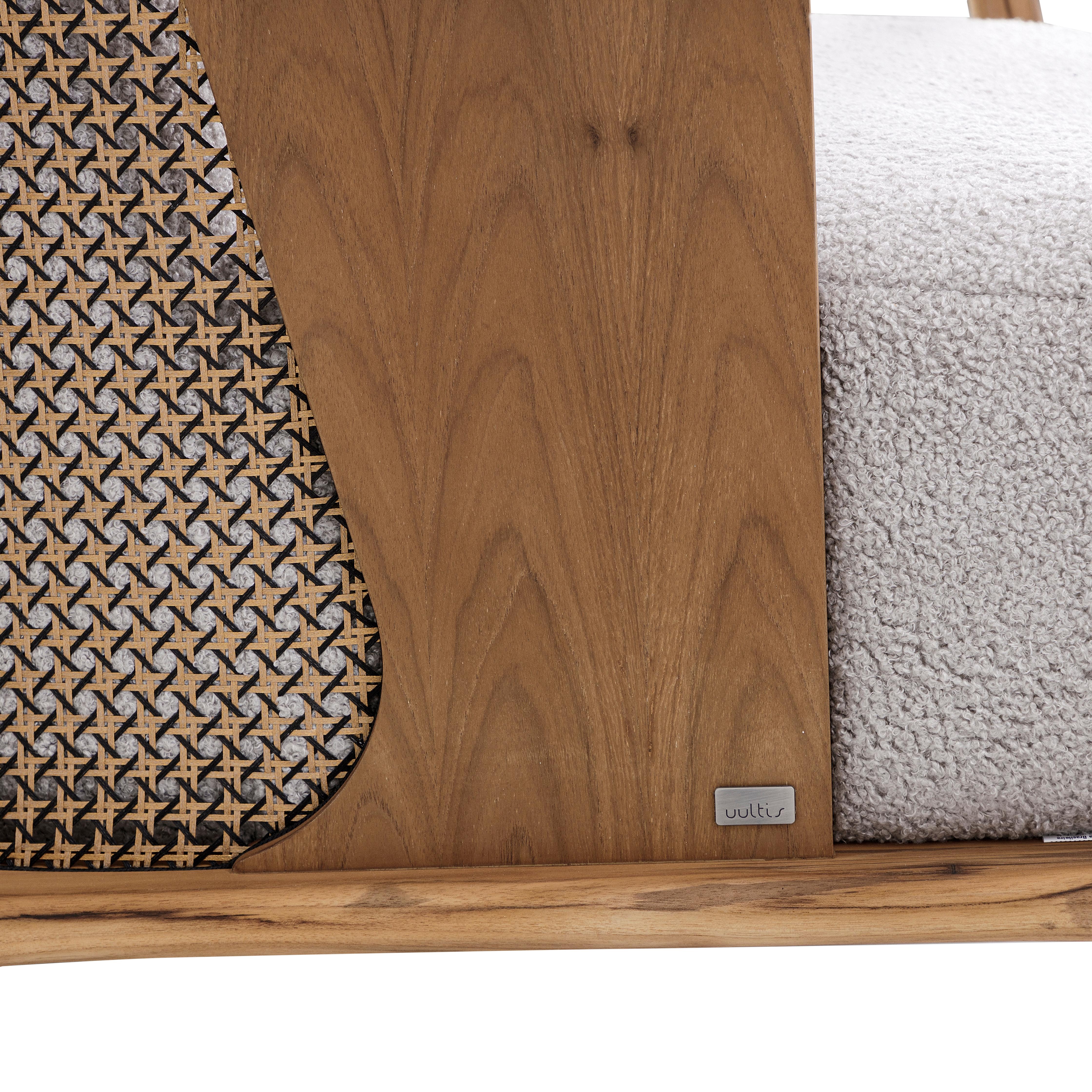 Sedia da salotto personalizzabile in Wood Wood con schienale a canne e tappezzeria grigia, Laguna in vendita 1