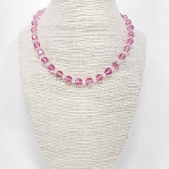Collar de Cuentas de Cristal Facetado Rosa Laguna con Cierre de Gancho de Latón Vintage