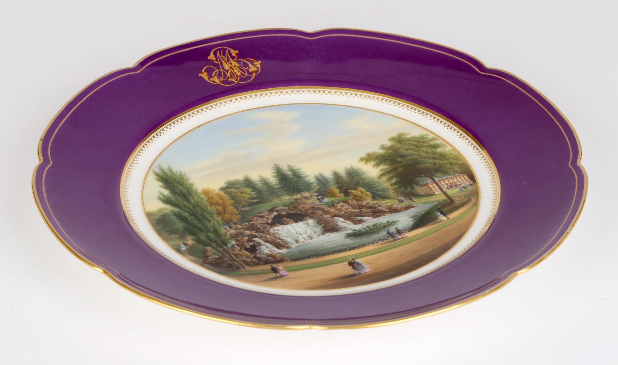 Lahoche et Pannier French Palais Royal Paris Hand Painted Cabinet Plate For Sale 2