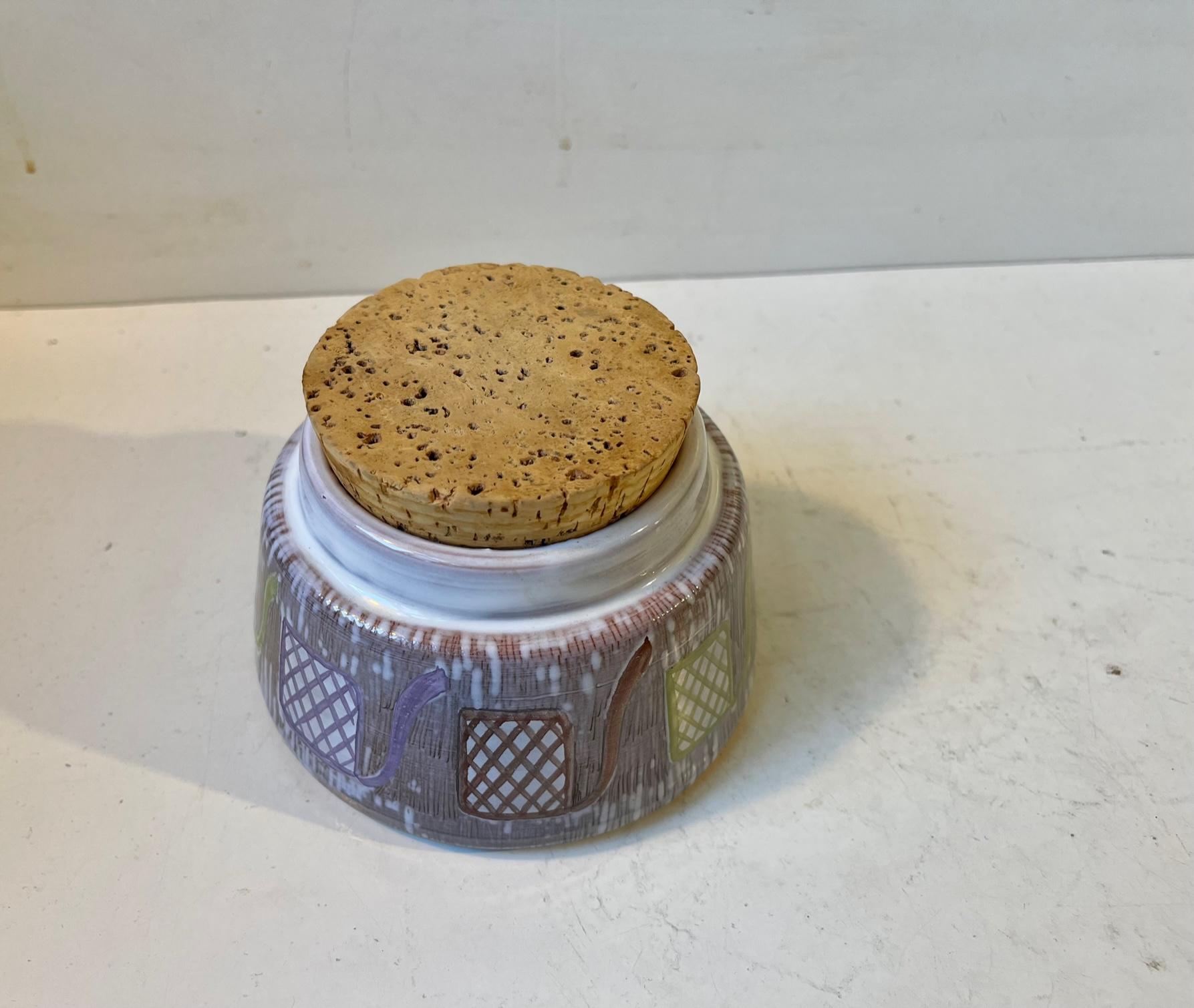 Laholm Suède Pot à Tabac pour Pipe en Céramique w. Décor naïf, 1960 Bon état - En vente à Esbjerg, DK