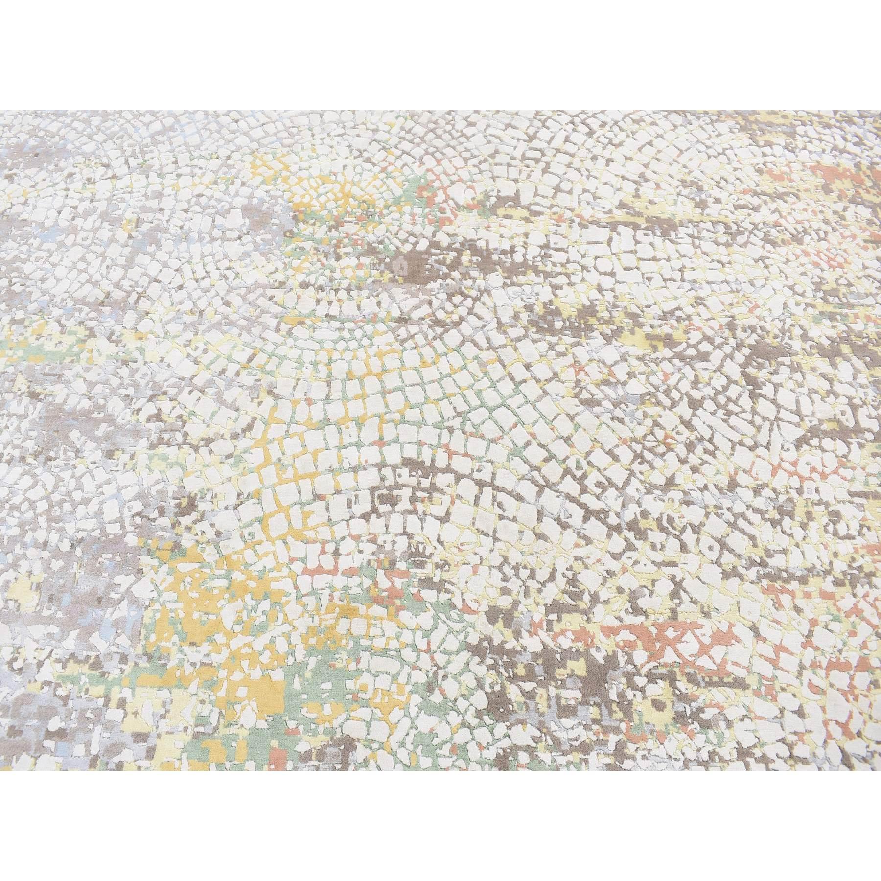 Lana Tappeto Laid Back in lana grigia e vera seta con disegno a mosaico annodato a mano 10'0