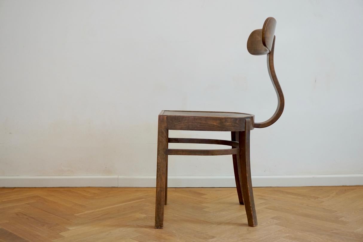 Lajos Kozma 1930s Hungarian bent wood chair designed for Heisler, Budapest

This iconic chair is a perfect example of Lajos Kozma Bauhaus inspired designs of the beginning of the 1930s. Kozma was in close contact with Bauhaus and even wrote a