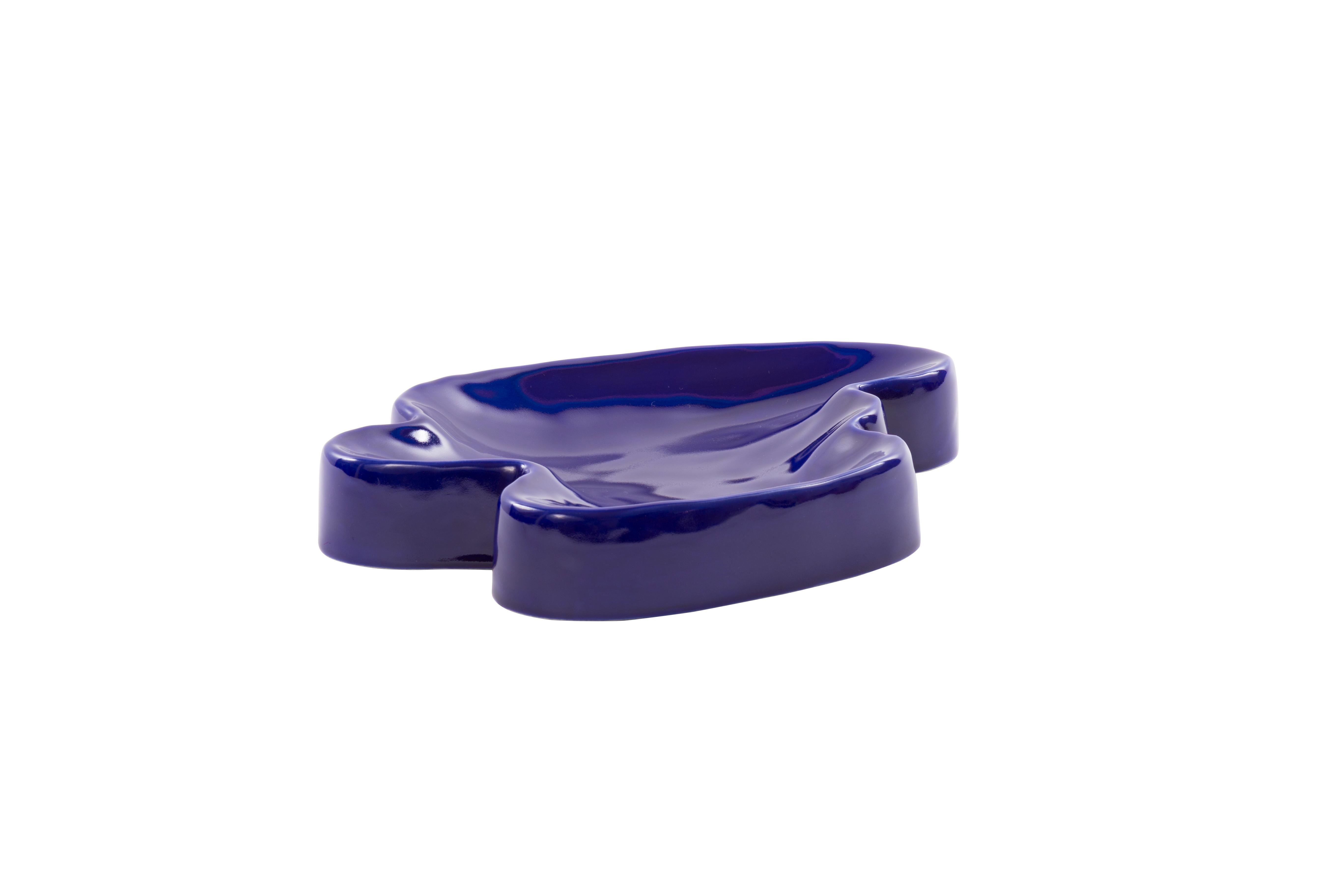 Lake small cobalt tray by Pulpo
Dimensions: D 27 x W 20 x H 4 cm
Materials: Ceramic

Also available in different colours.

These charming additions allow you to create a true tablescape environment; from the tones and textures of the urban