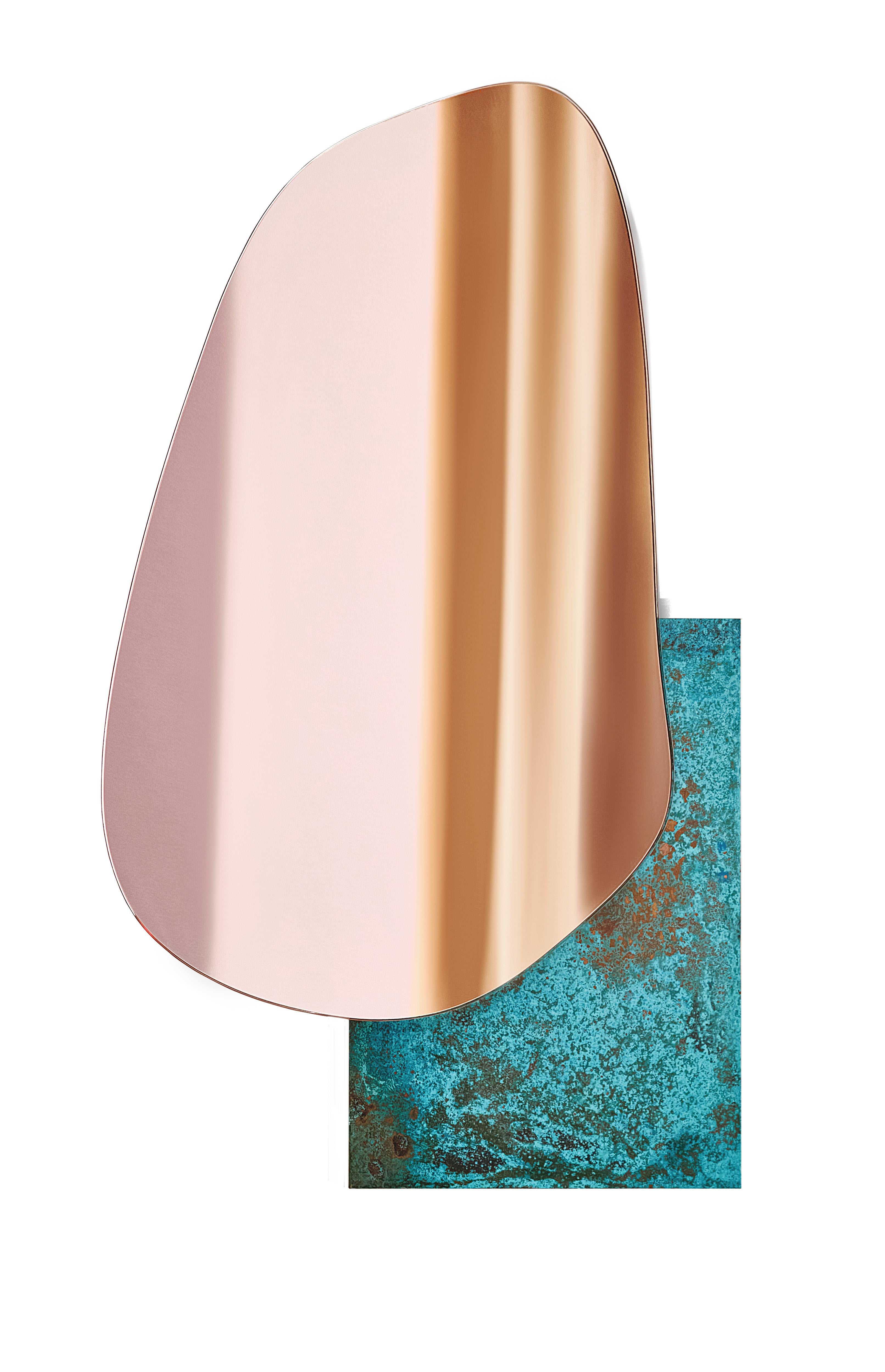 Miroir de sol Lake 3 par NOOM
Dimensions : L 50 x P 3,5 x H 75 cm 
MATERIAL : Miroir Optiwhite, base : Marbre vert Verde Ocean. 

