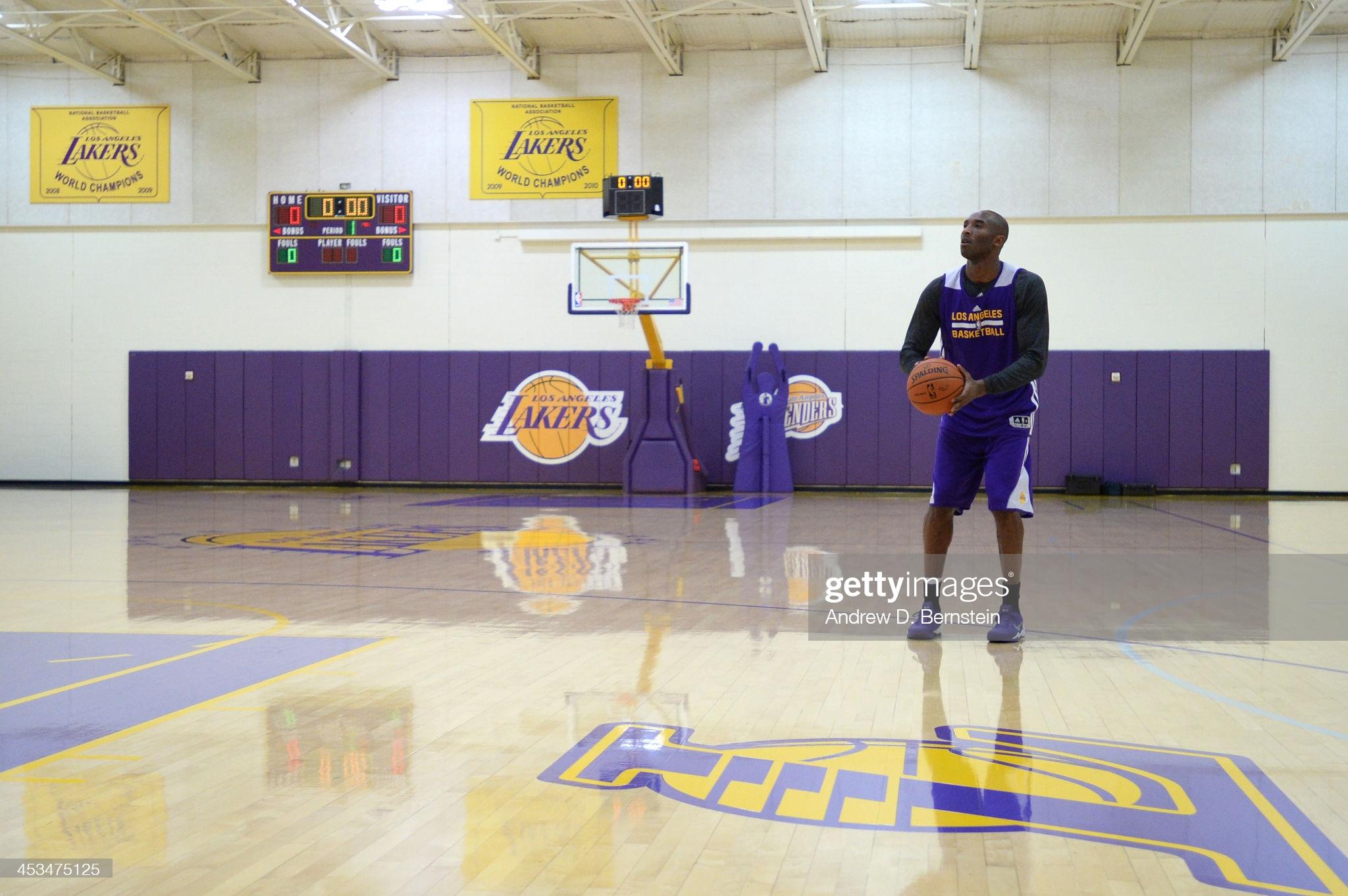 scoreboard lakers