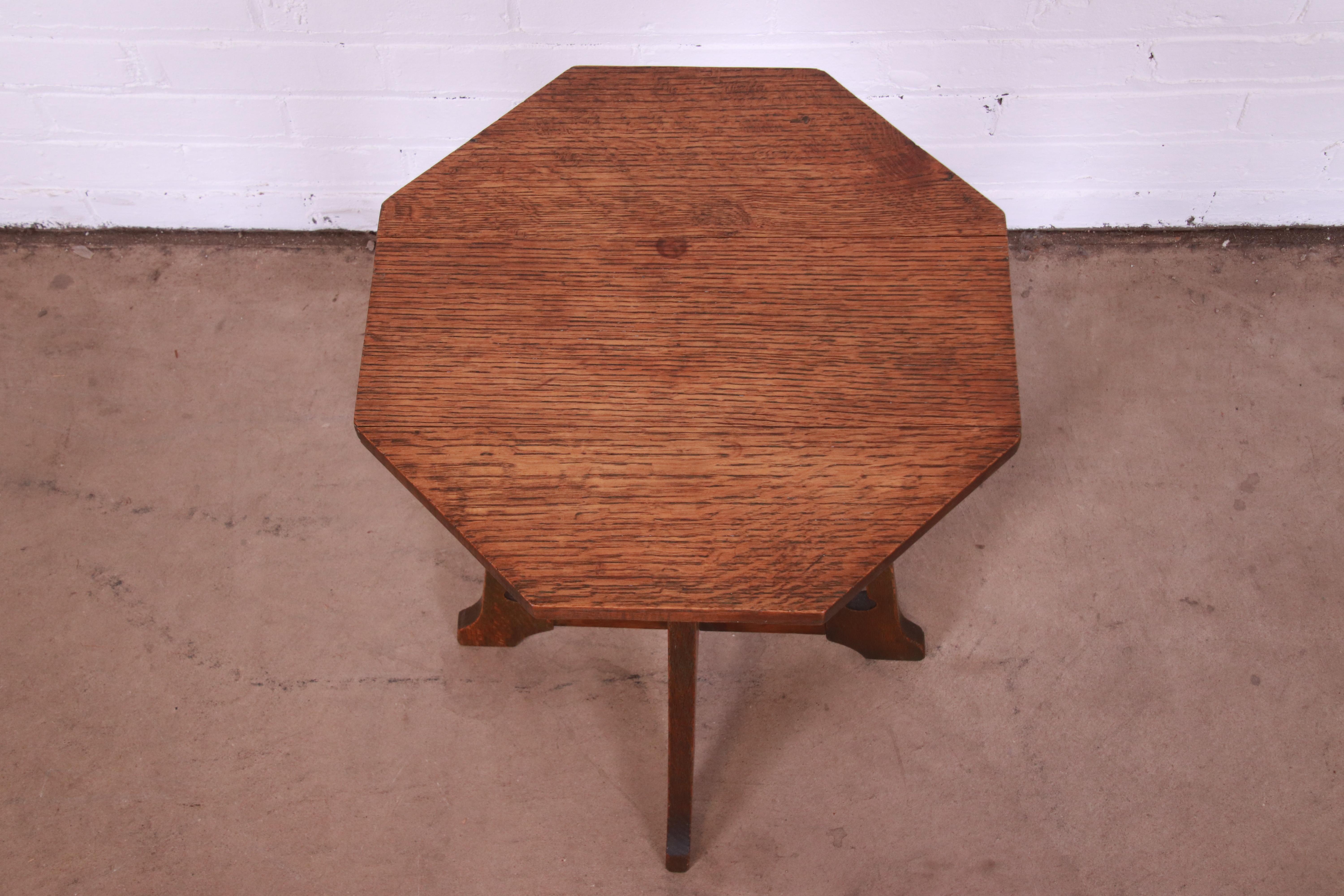 Lakeside Craft Shops Arts & Crafts Mission Oak Octagonal Side Table, Circa 1900 2