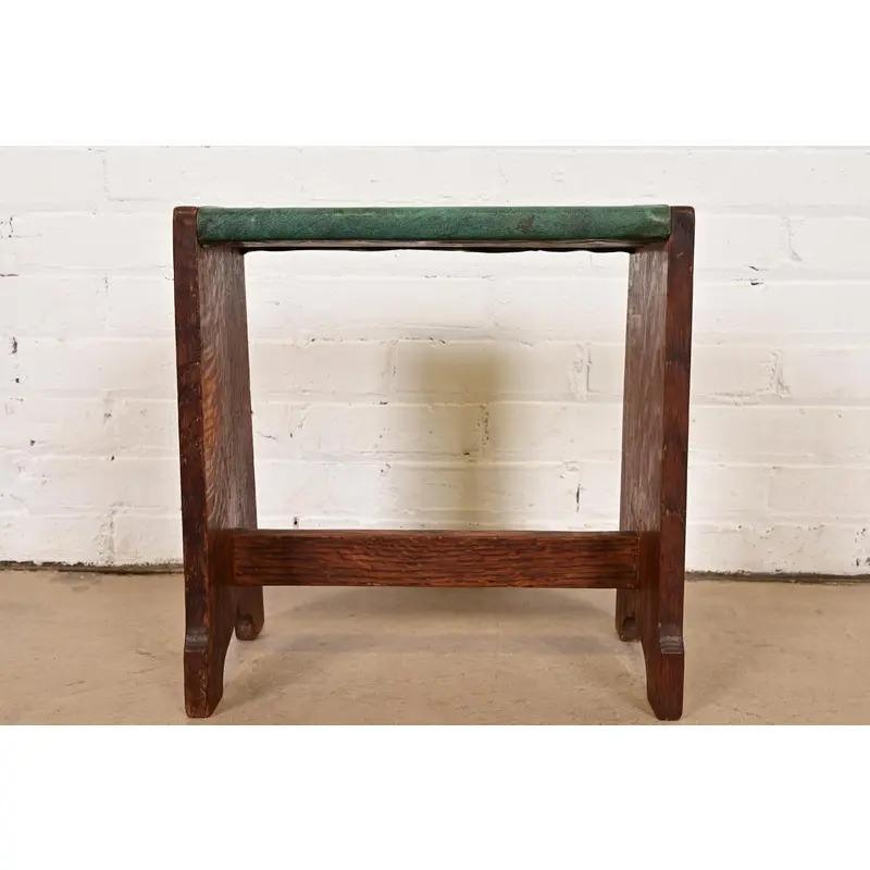 American Lakeside Craft Shops Mission Oak Arts & Crafts Footstool, Circa 1900 For Sale