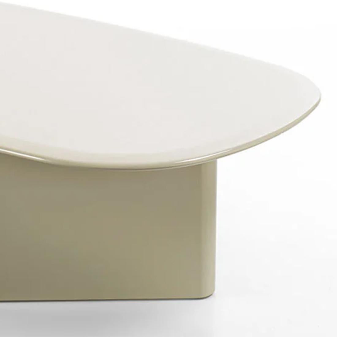 Lakk Beige H30 Coffee Table In New Condition For Sale In Paris, FR